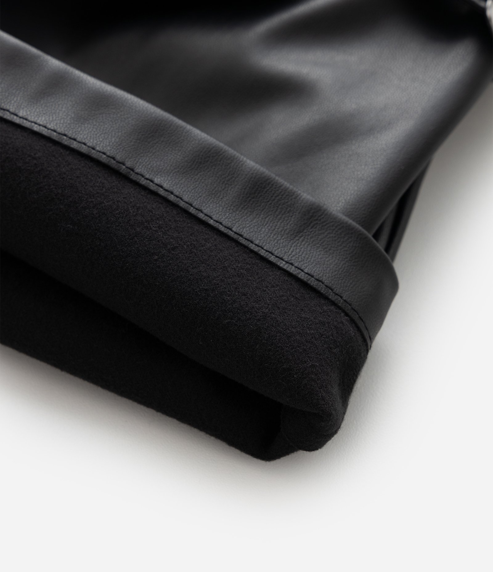 Saia Infantil Transpassada com Bolso Lateral – Tam 5 a 14 Anos Preto 4