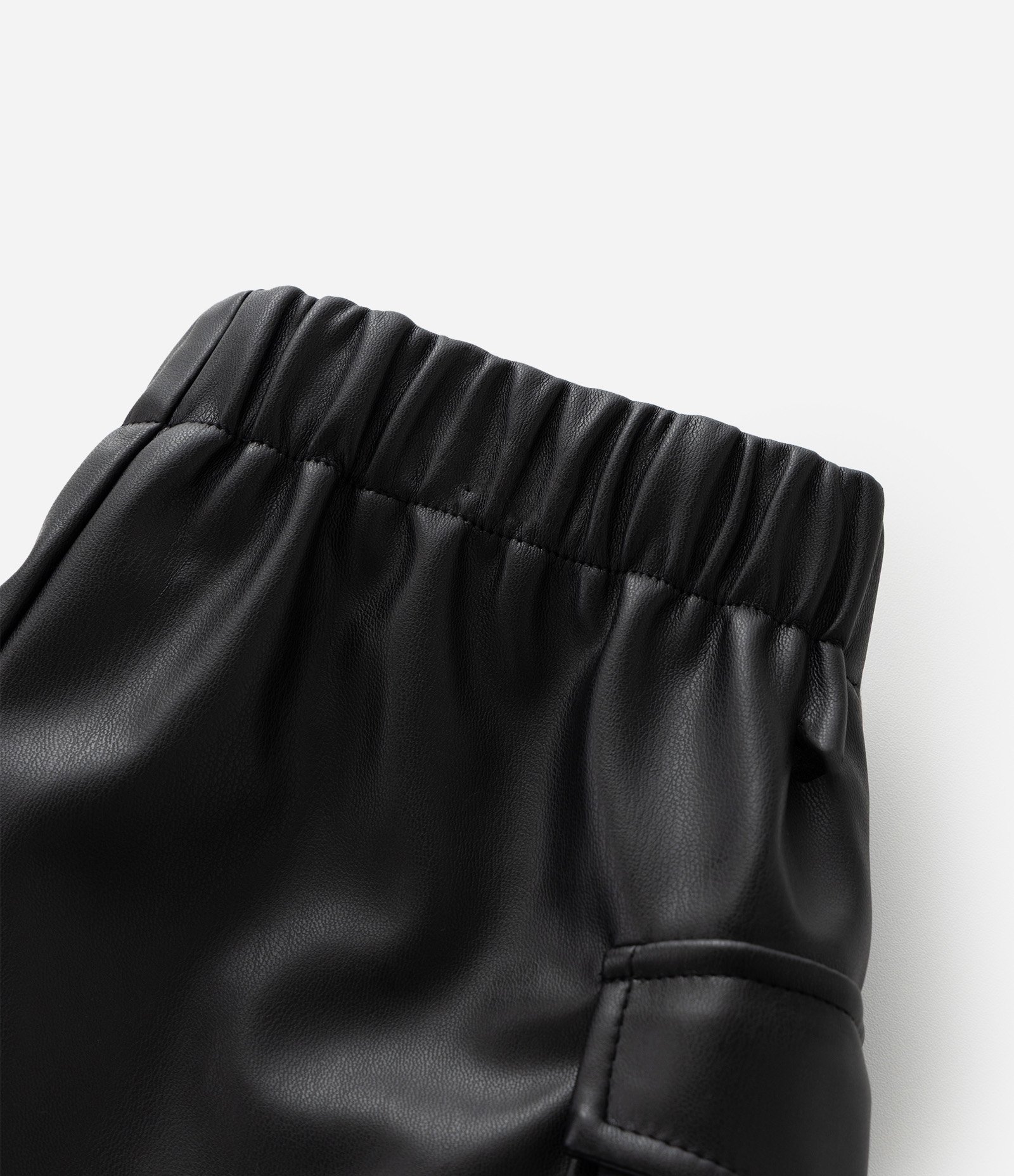 Saia Infantil Transpassada com Bolso Lateral – Tam 5 a 14 Anos Preto 5