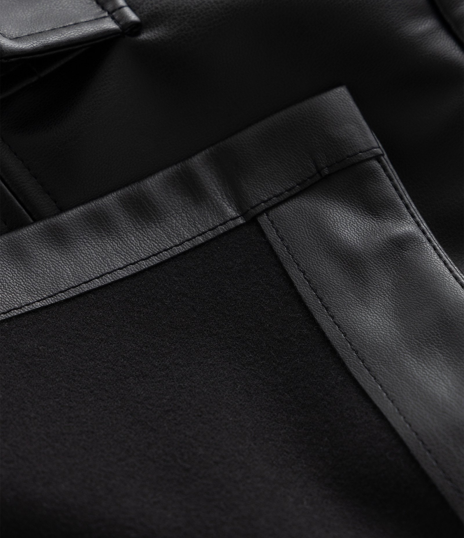 Saia Infantil Transpassada com Bolso Lateral – Tam 5 a 14 Anos Preto 6