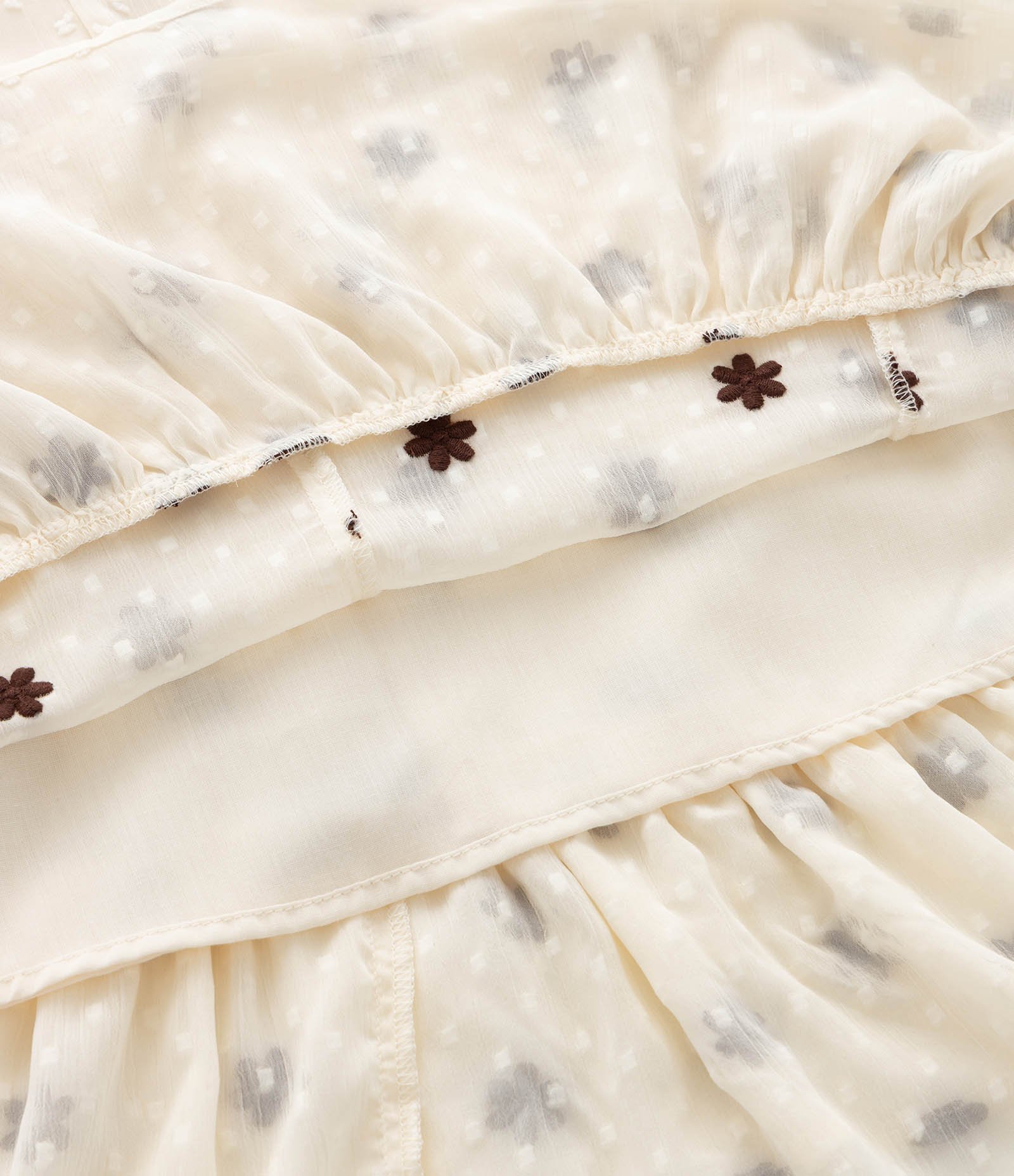 Vestido Infantil em Chiffon Texturizado com Flores Bordadas – Tam 5 a 14 Anos Bege Claro 7