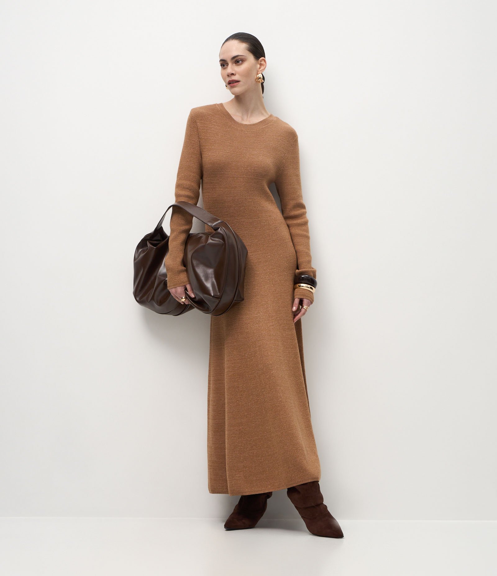 Vestido Evasê Long Midi em Tricô com Mangas Longas Bege 3