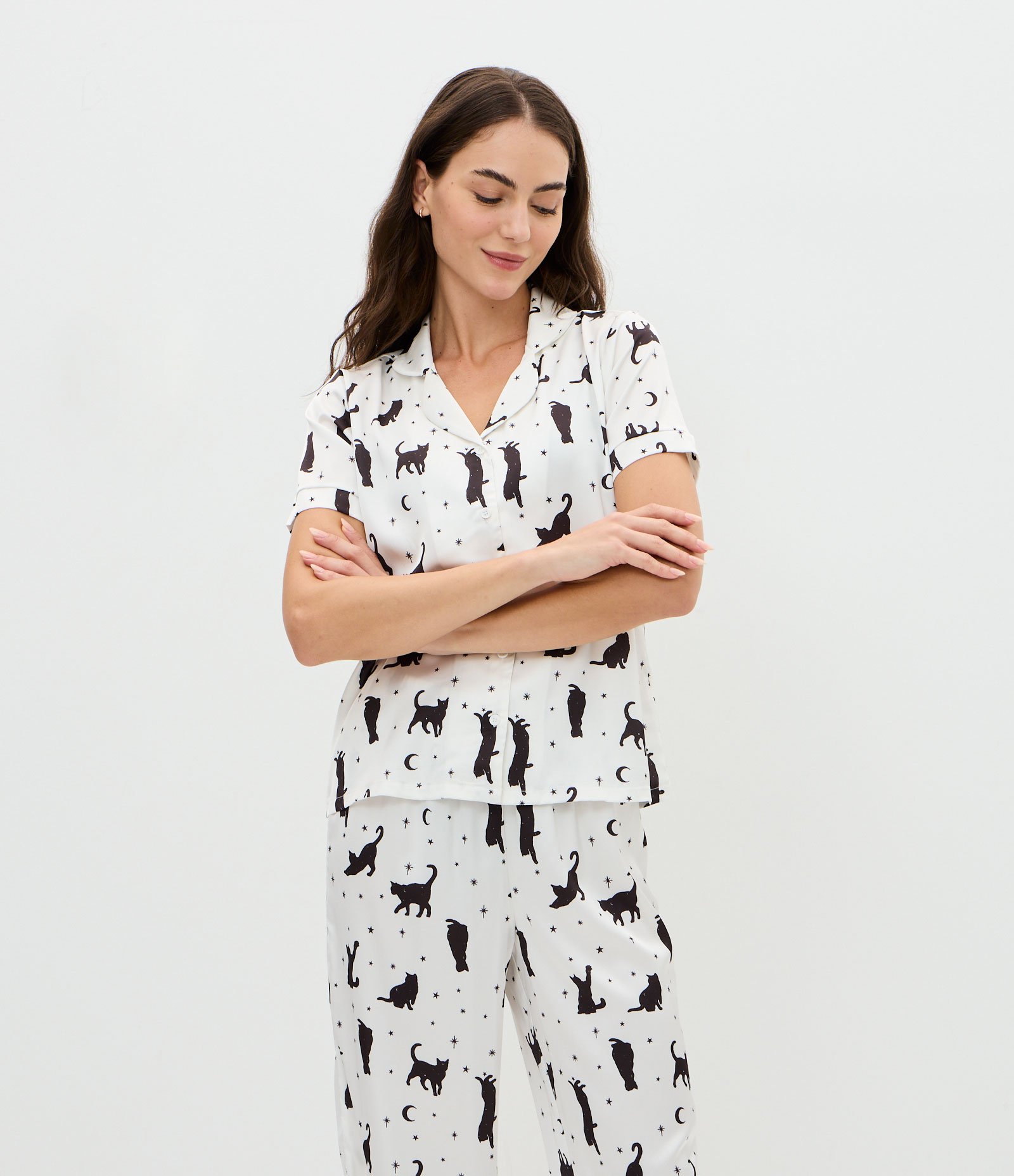 Pijama Americano em Cetim com Estampa Gatinhos Constelação Branco 2
