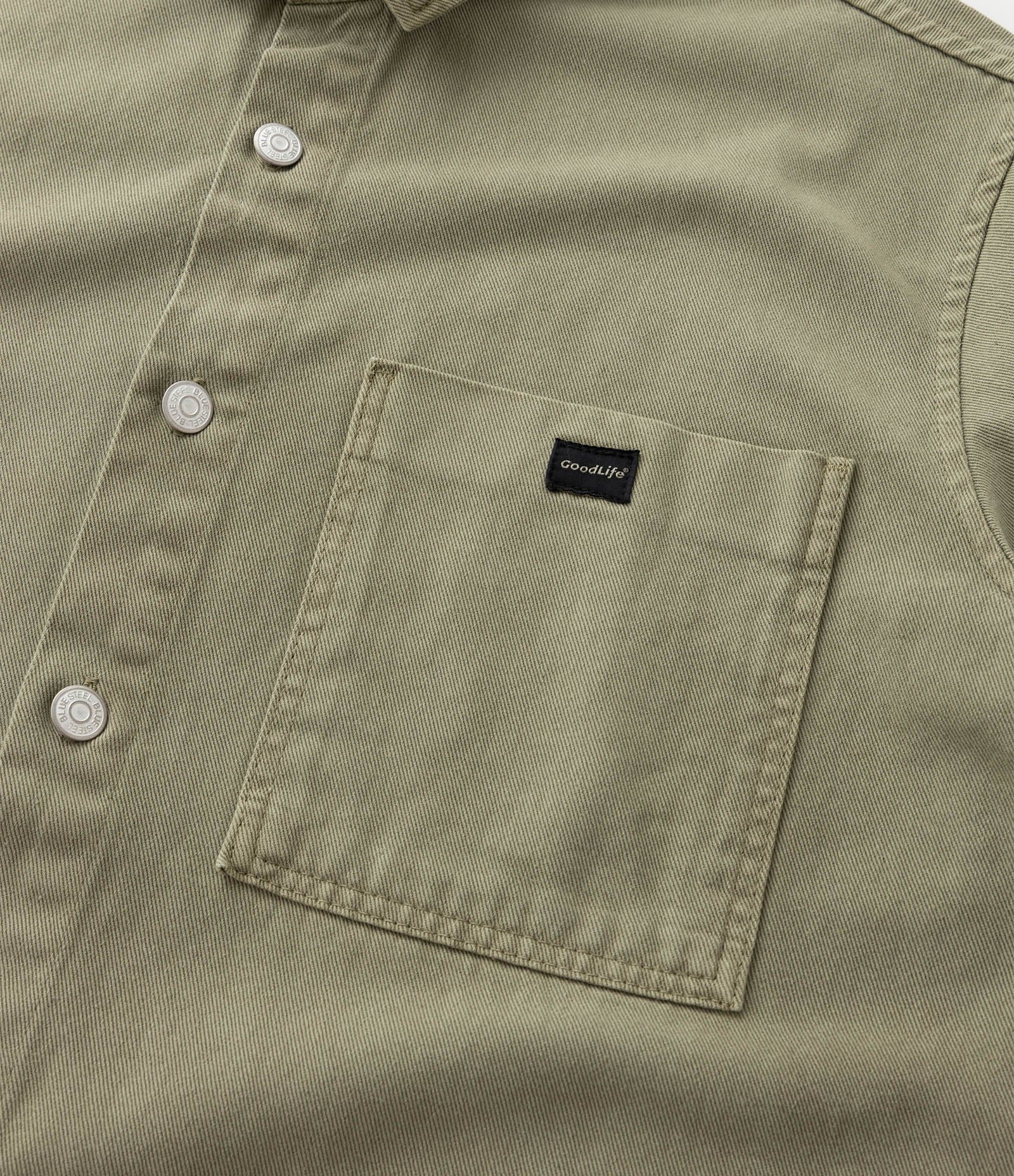 Camisa Boxy em Sarja Estonada com Bolso no Peito Verde 3