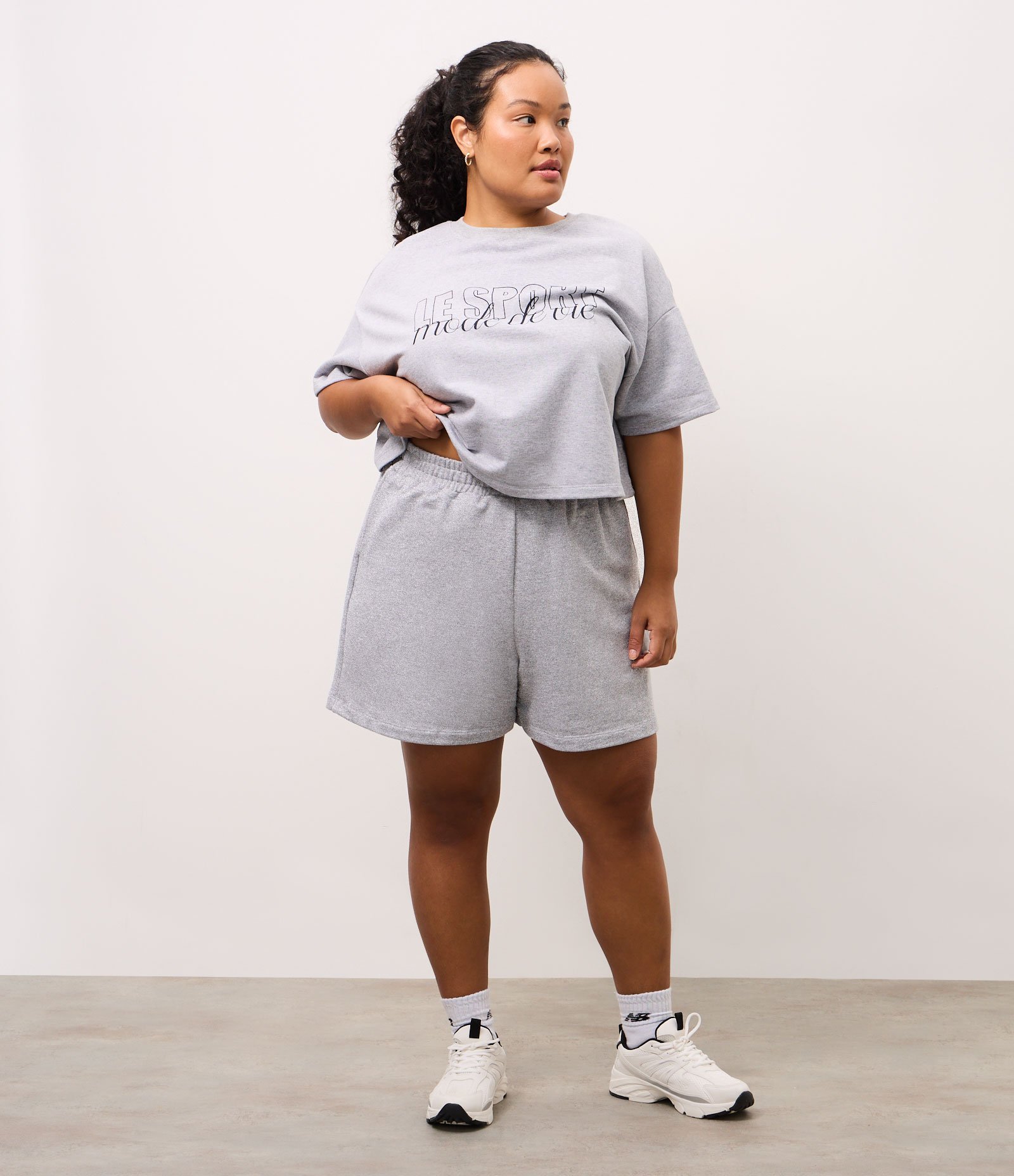 Short Runner em Moletom com Bolso Curve & Plus Size Cinza 1