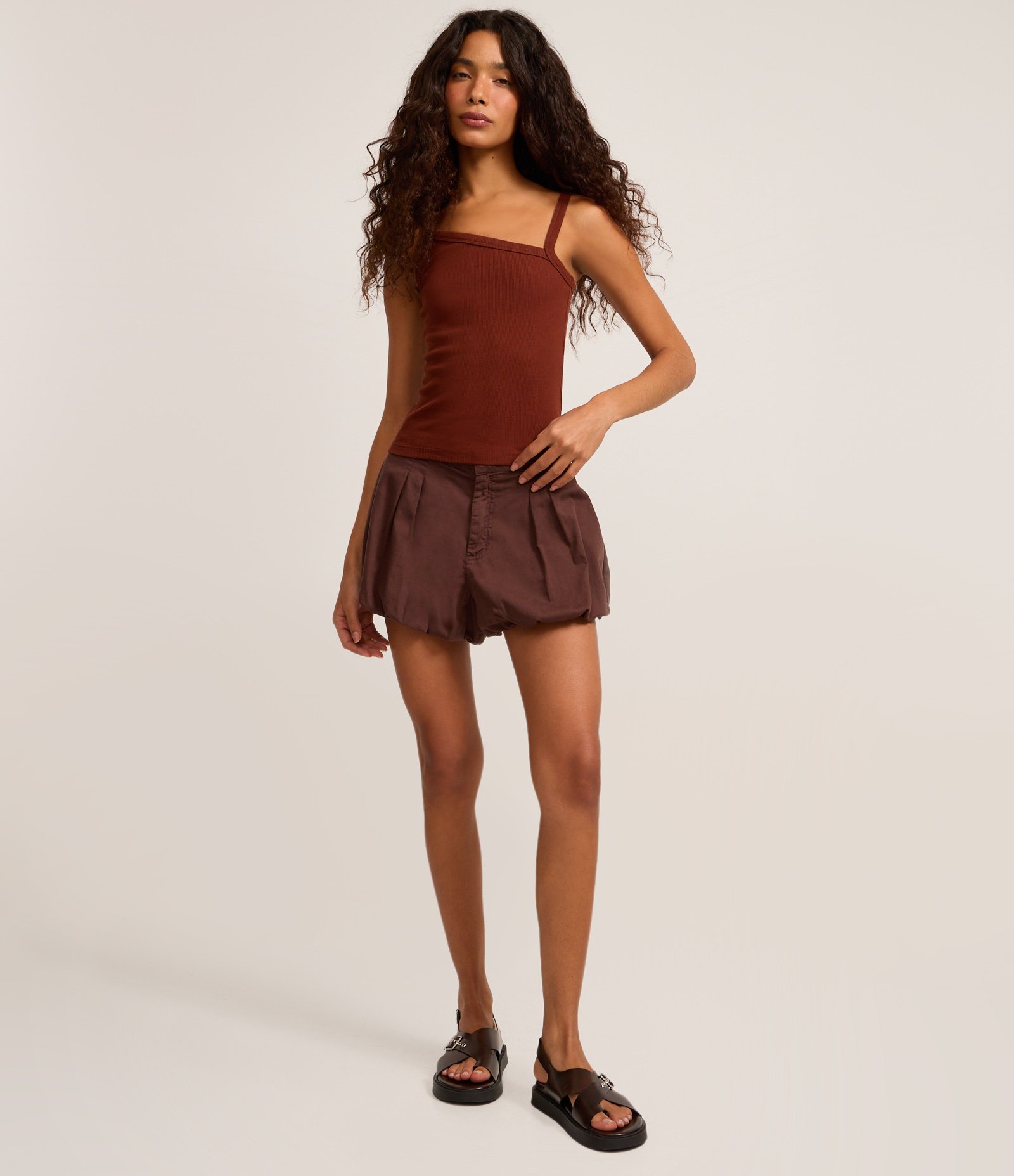 Blusa em Ribana com Decote Assimétrico Telha 2