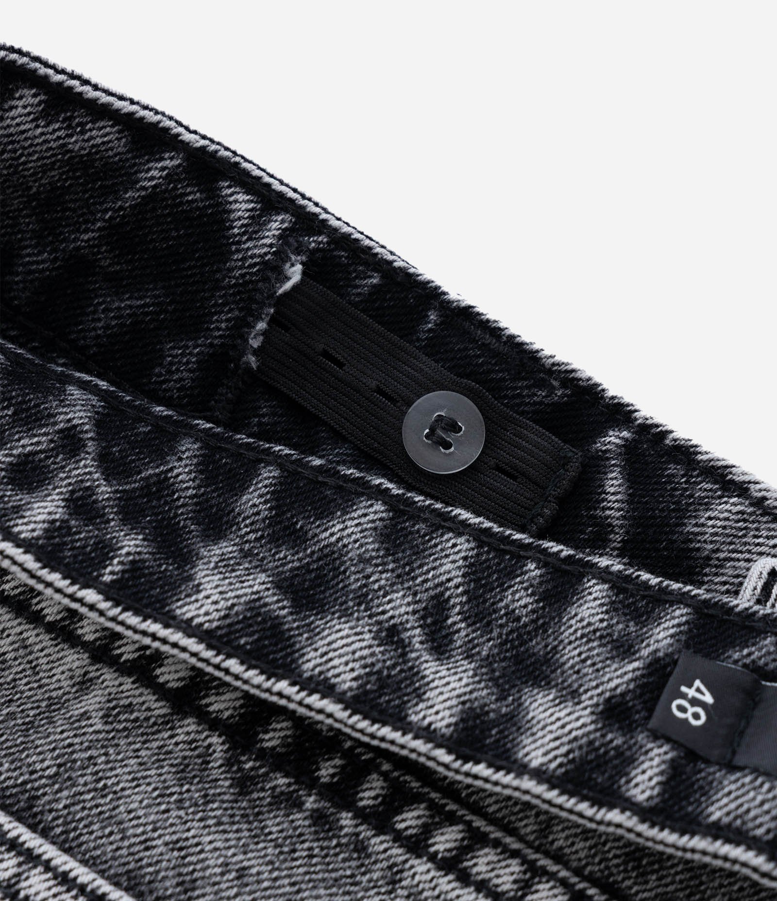 Calça Reta em Jeans com Bolso Cargo e Efeito Estonado Preto 9