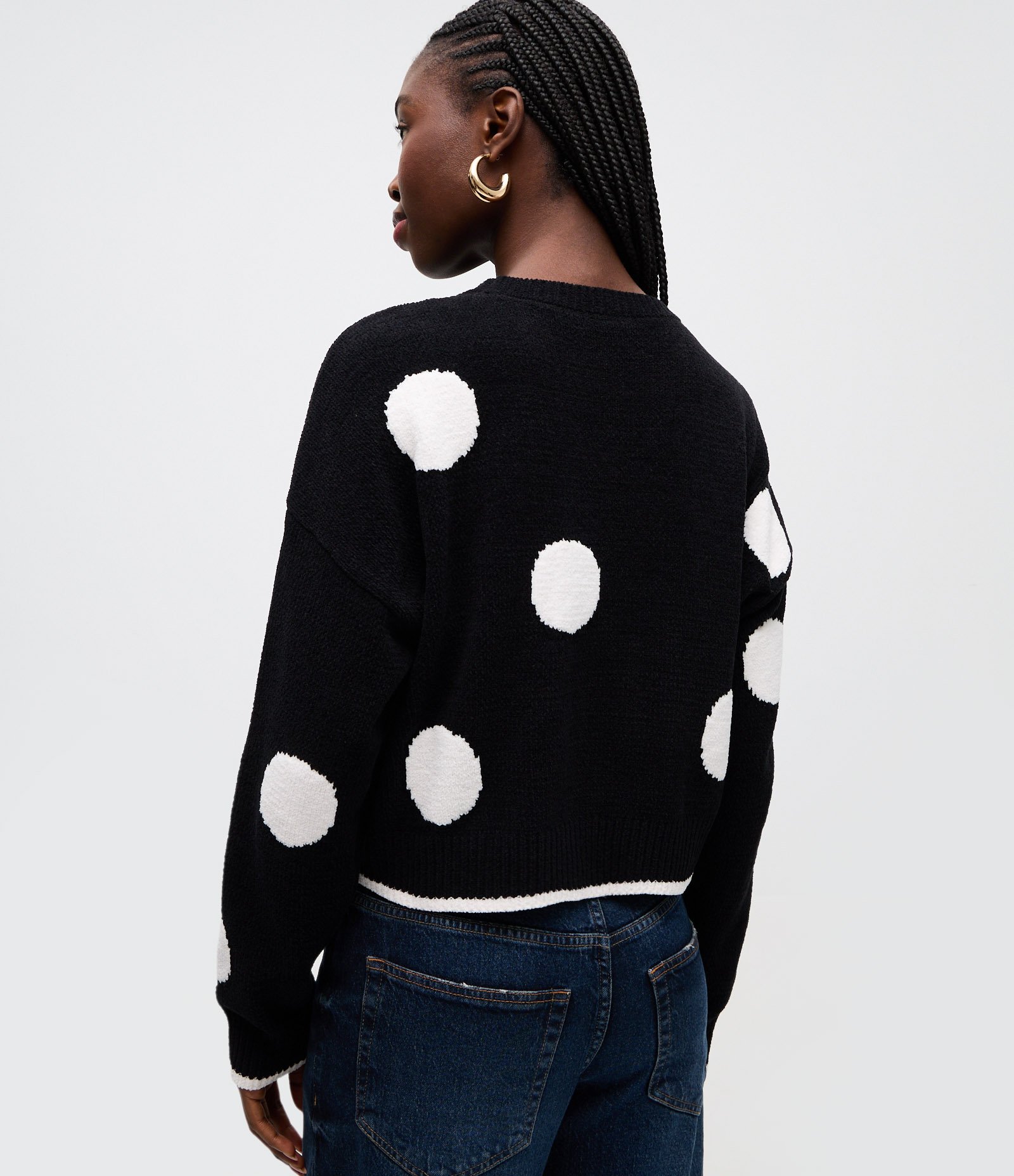 Suéter Slim em Tricô com Estampa Poá e Cava Deslocada Preto 4