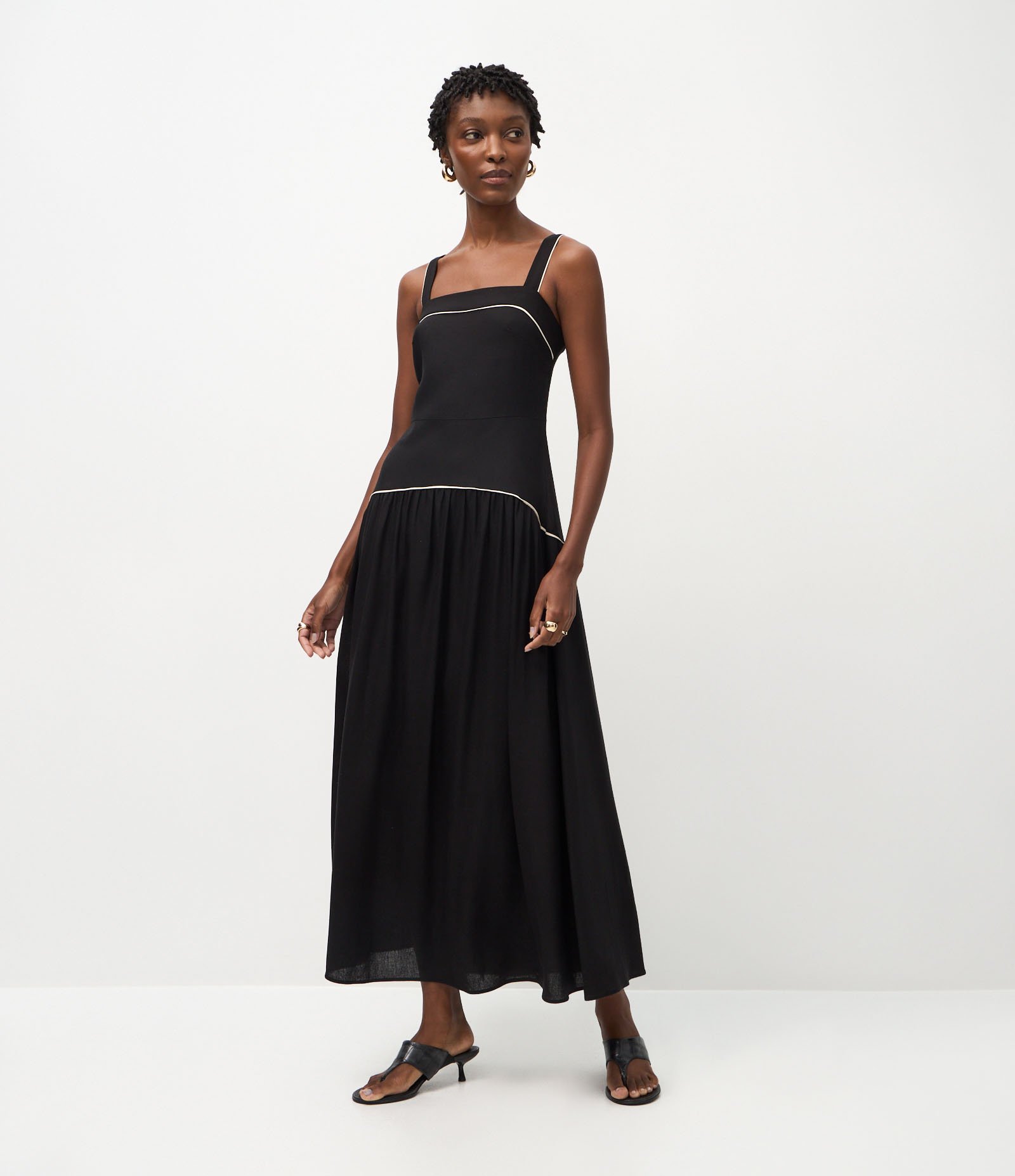 Vestido Midi com Cintura Baixa em Viscolinho Preto 2