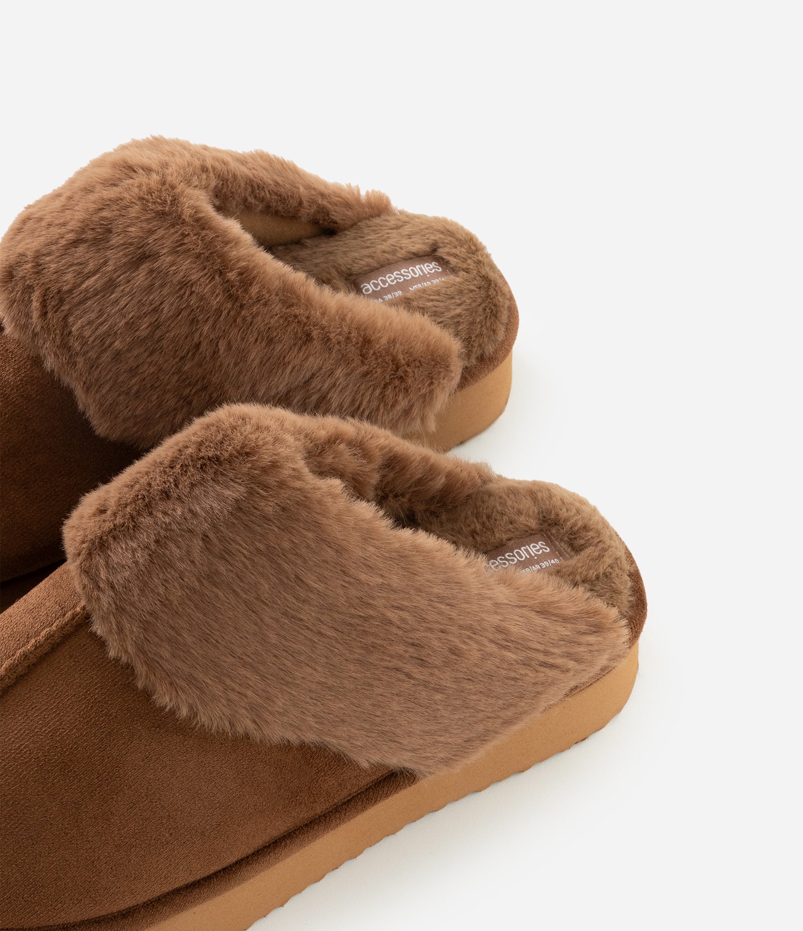 Pantufa Aberta com Solado Alto em Poliéster Marrom 3