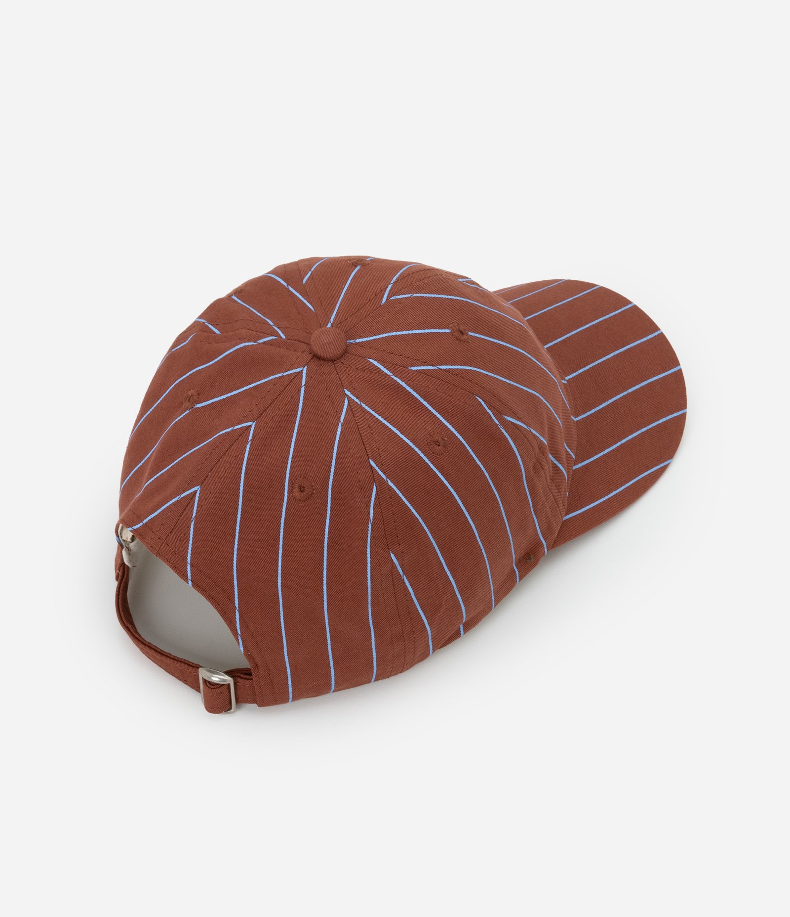 Boné Em Sarja Listrado Com Aba Curva Marrom 2
