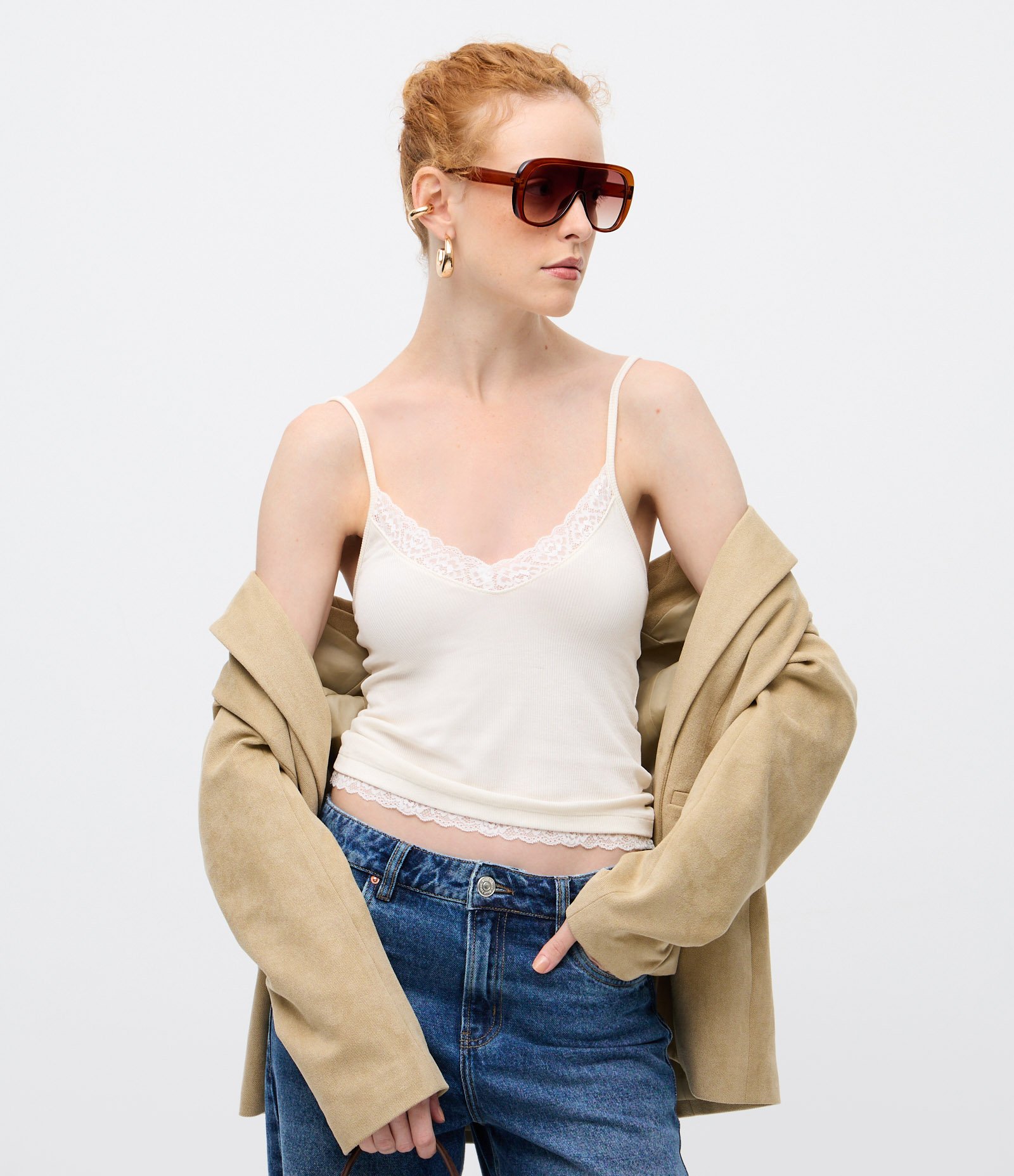 Blusa em Ribana com Alças Finas e Renda no Decote Off White 1