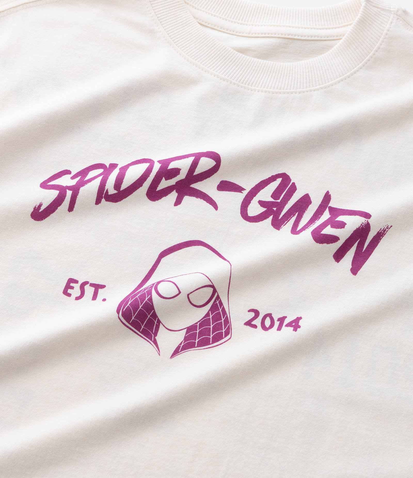 Camiseta Infantil Oversized com Estampa Spider-Gwen – Tam 7 a 16 Anos Off White 4