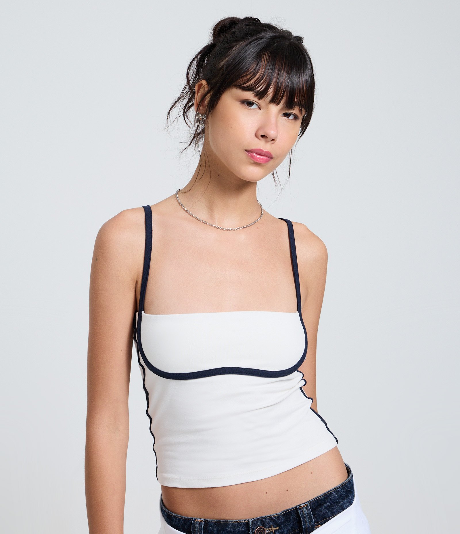 Blusa em Cotton com Detalhe Contrastante Branco 1