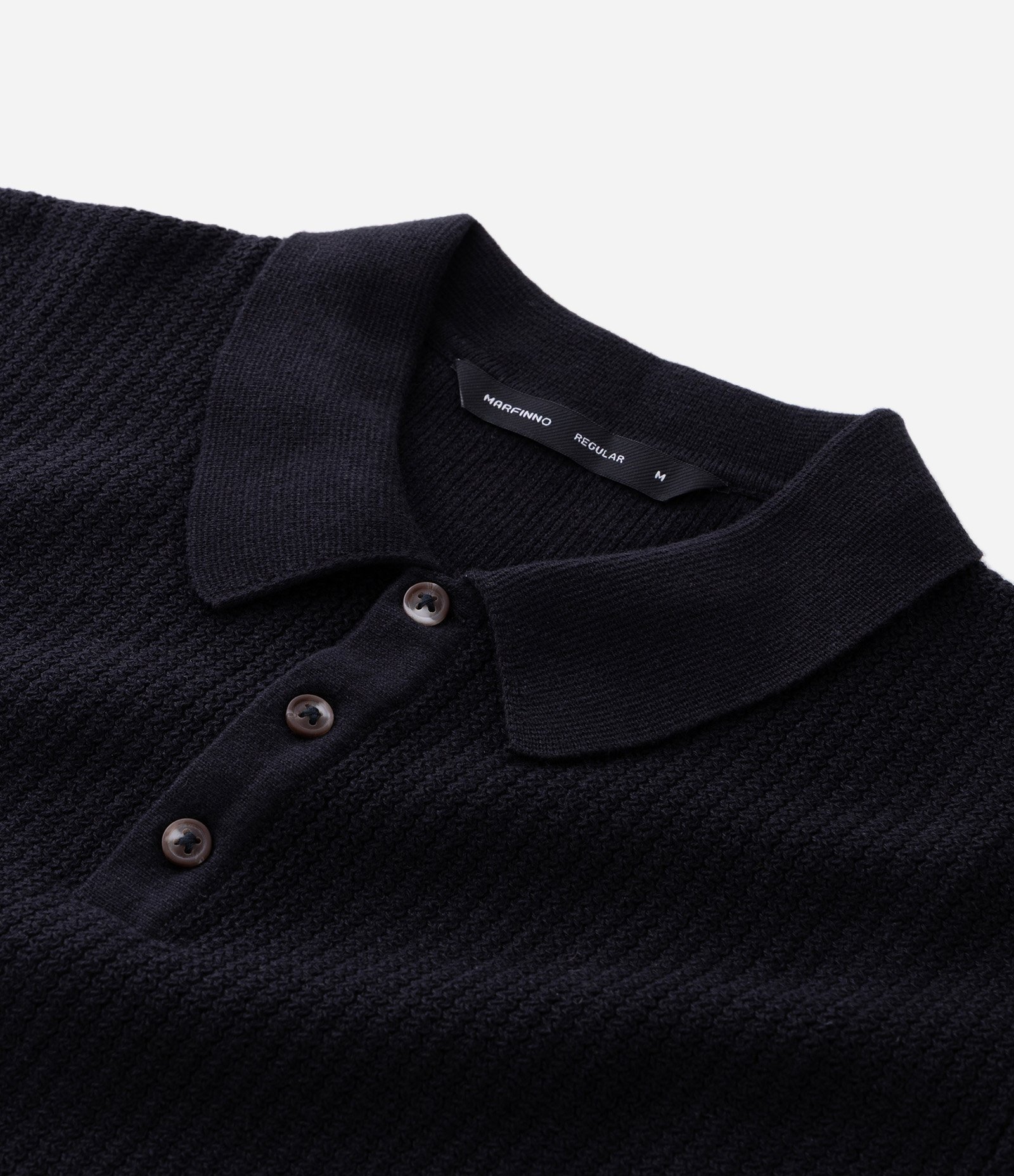 Camisa Polo Regular em Tricô com Botões Contrastantes Preto 11