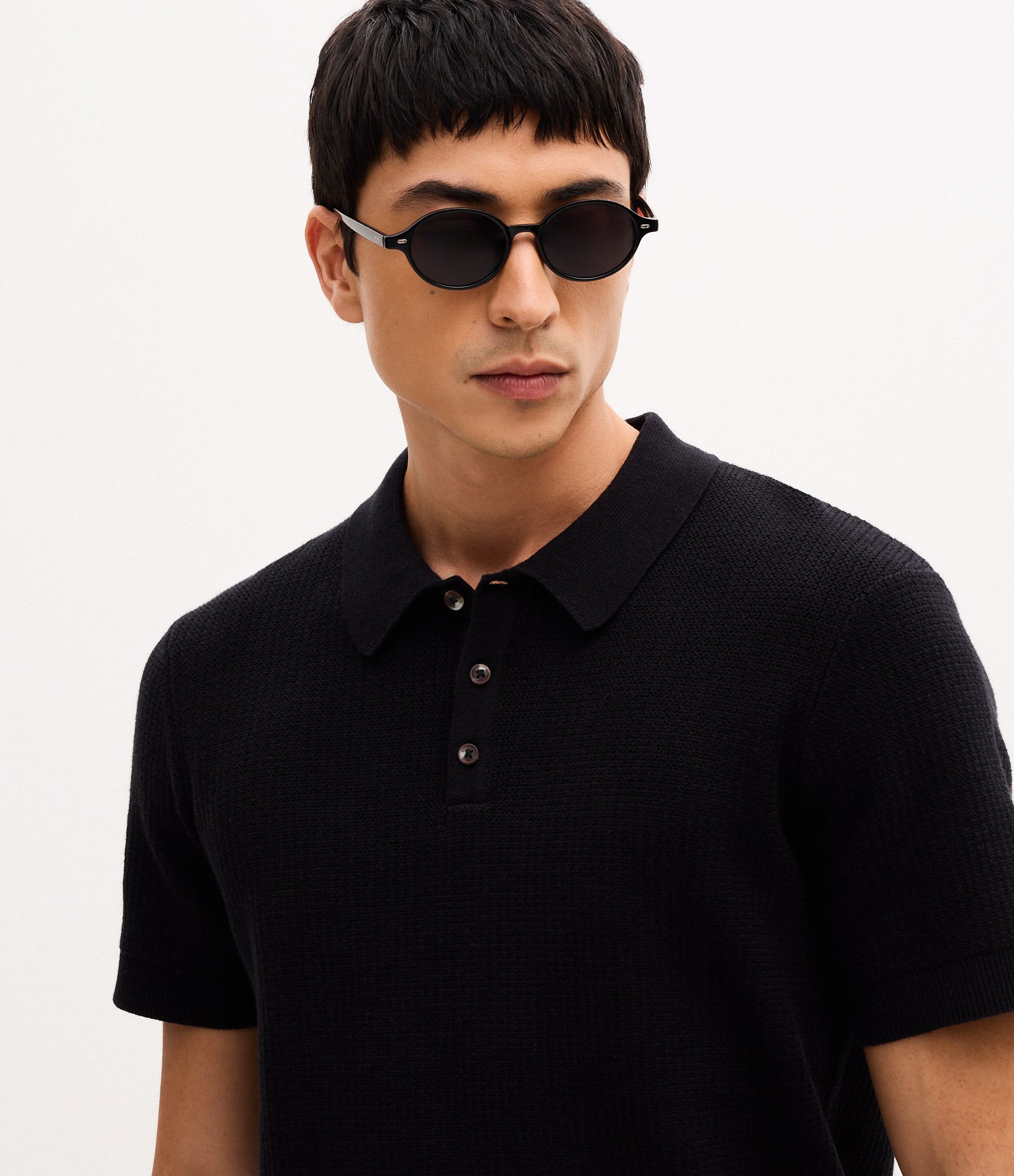Camisa Polo Regular em Tricô com Botões Contrastantes Preto 5