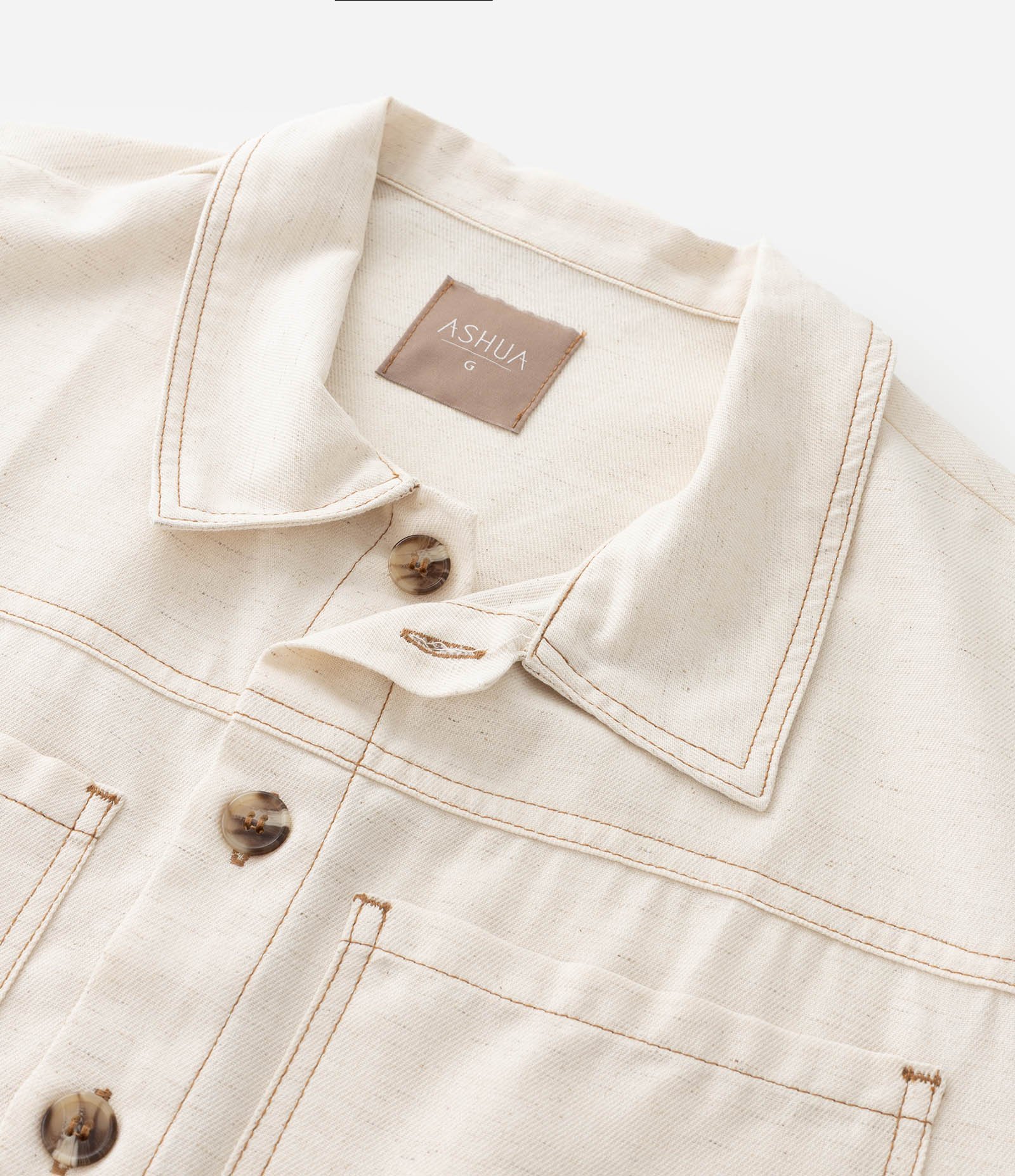 Macacão Curto em Sarja com Faixa na Cintura Curve & Plus Size Bege 9