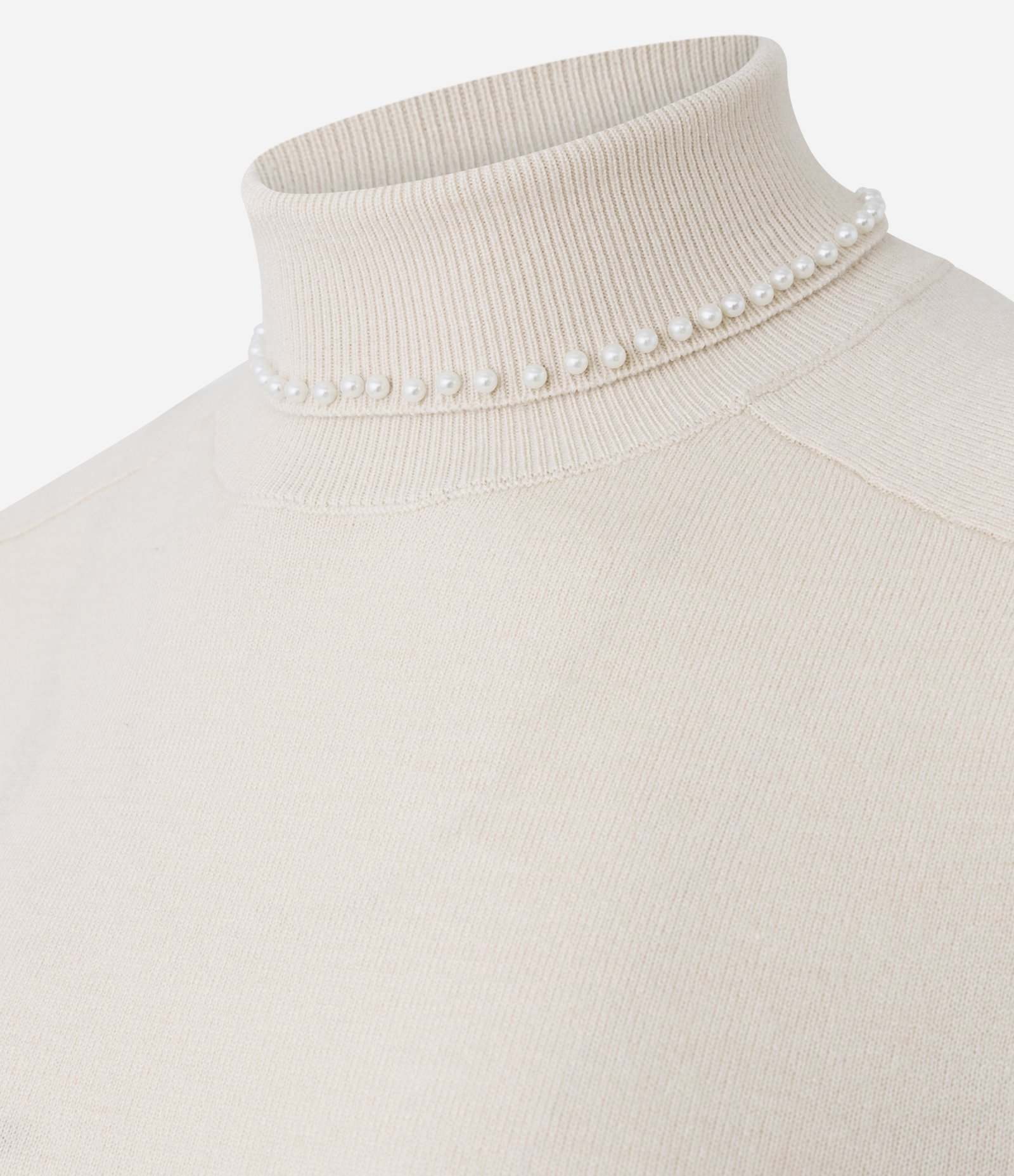 Blusa Regular em Tricô com Aplicação de Bolinhas na Gola Bege 6