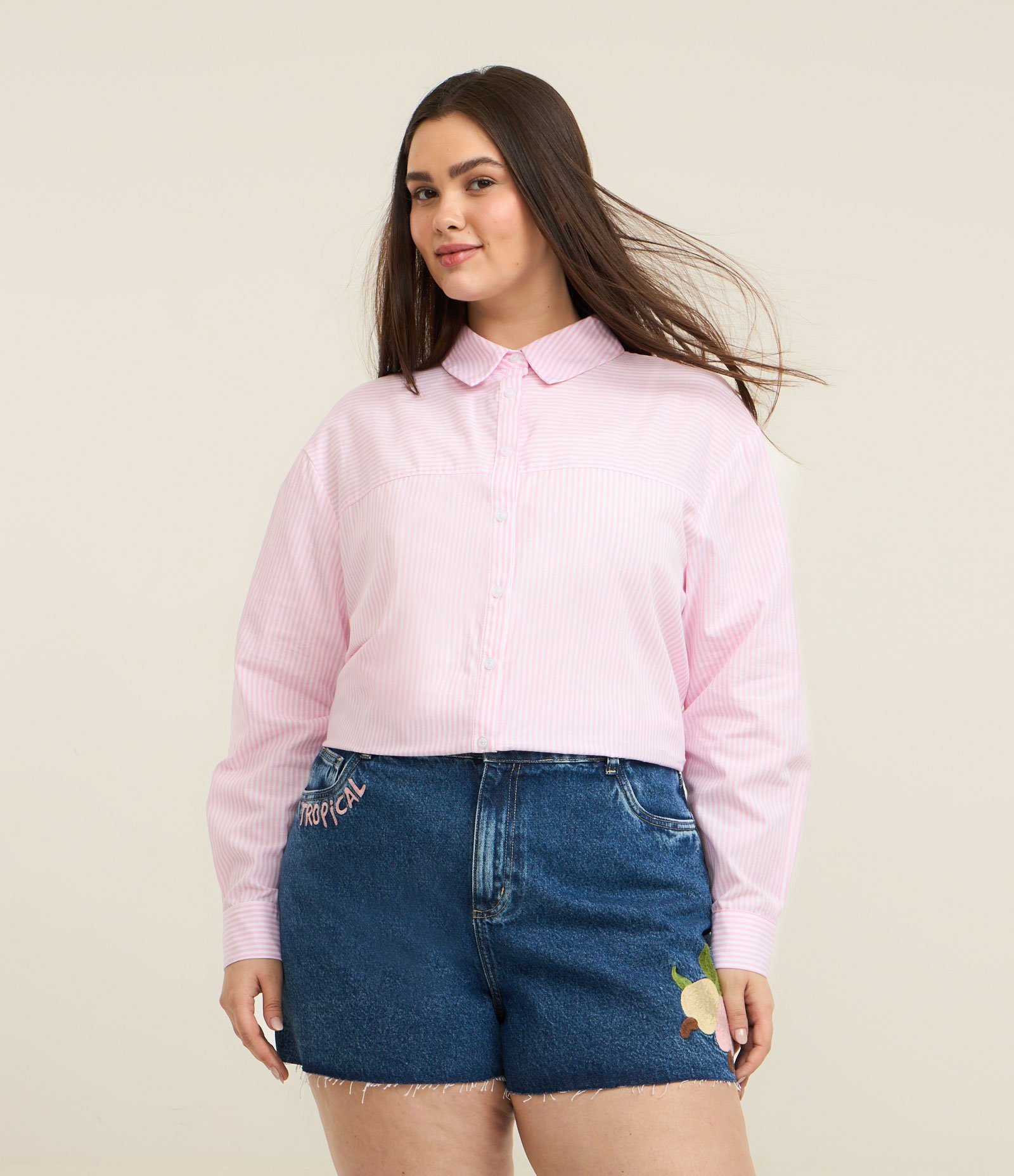 Camisa em Algodão com Gola Colarinho e Estampa Listrada Curve & Plus Size Rosa 2
