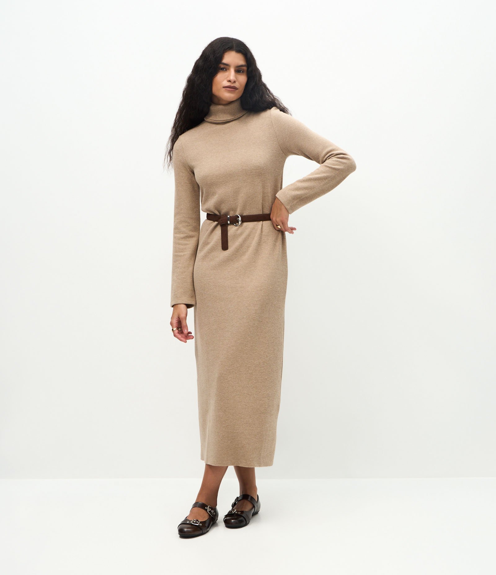 Vestido Long Midi com Gola Alta e Mangas Longas Bege 1