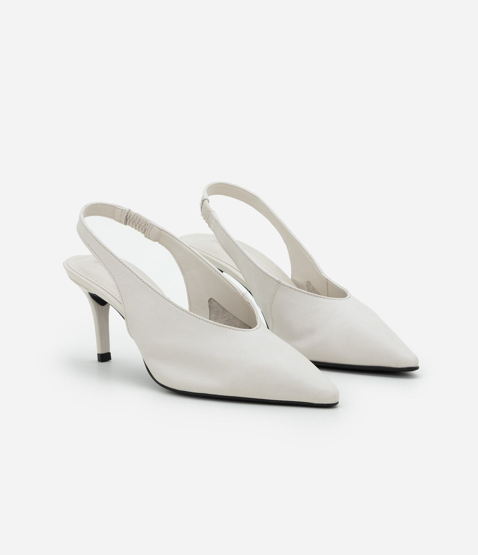 Sapato Scarpin Slingback em Couro com Decote V Off White 2