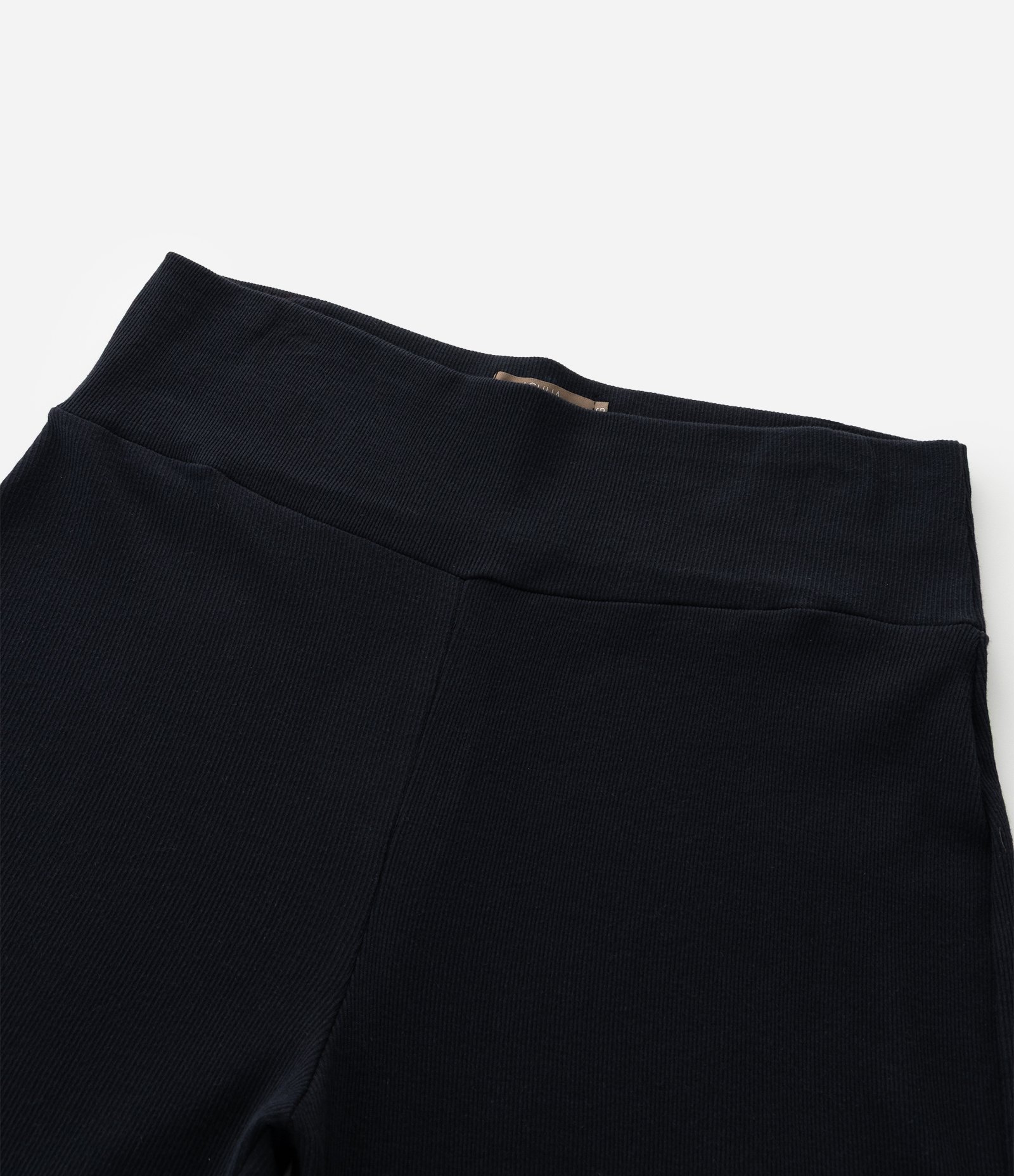 Calça Flare Canelada em Ribana com Cós Alto Curve e Plus Size Preto 4