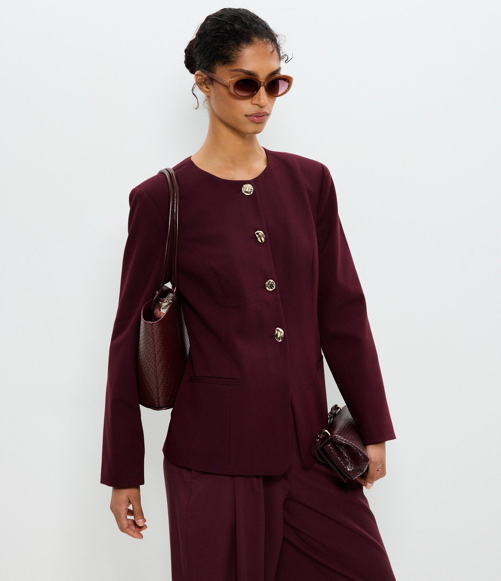 Blazer Alfaiatado com Abotoamento Frontal e Bolsos Vermelho 1