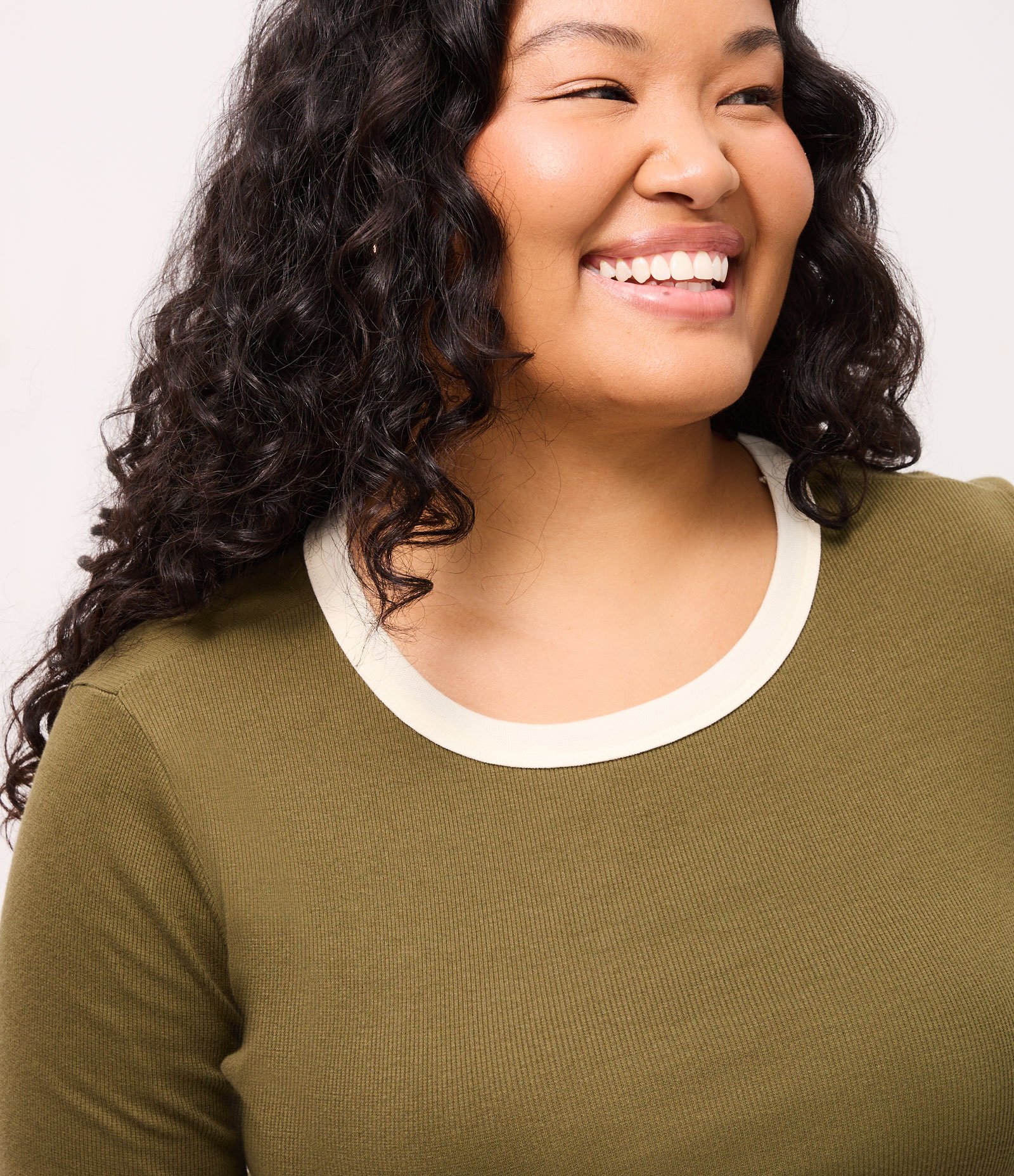 Blusa Babylook em Ribana com Acabamento Contrastante Curve & Plus Size Verde 3
