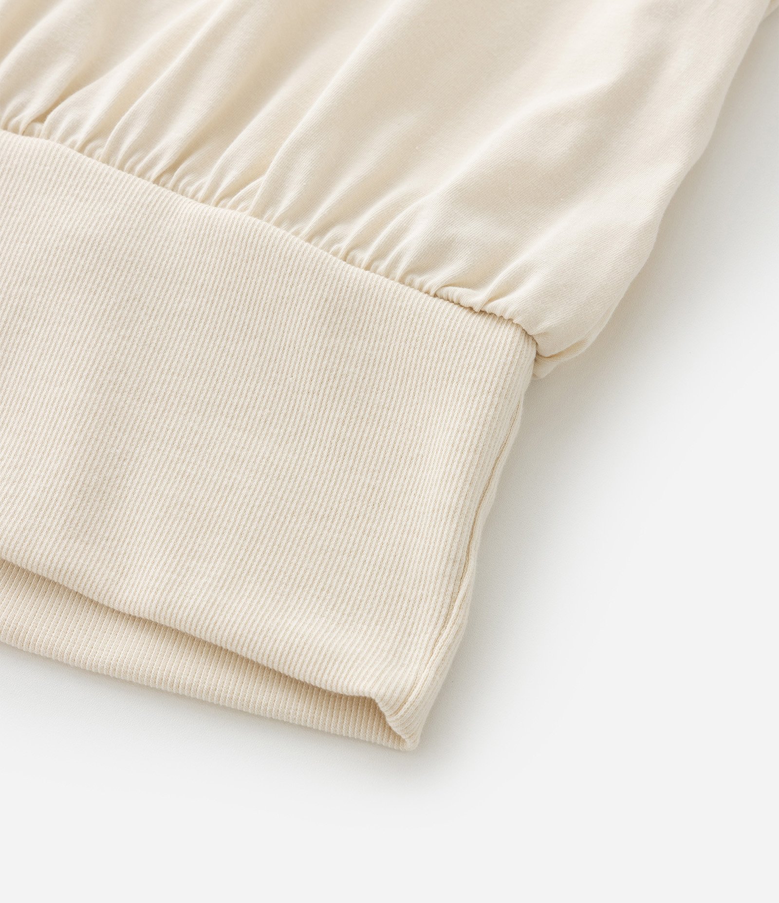 Blusa Regata Muscle com Barra Larga e Franzido Curve & Plus Size Bege 4