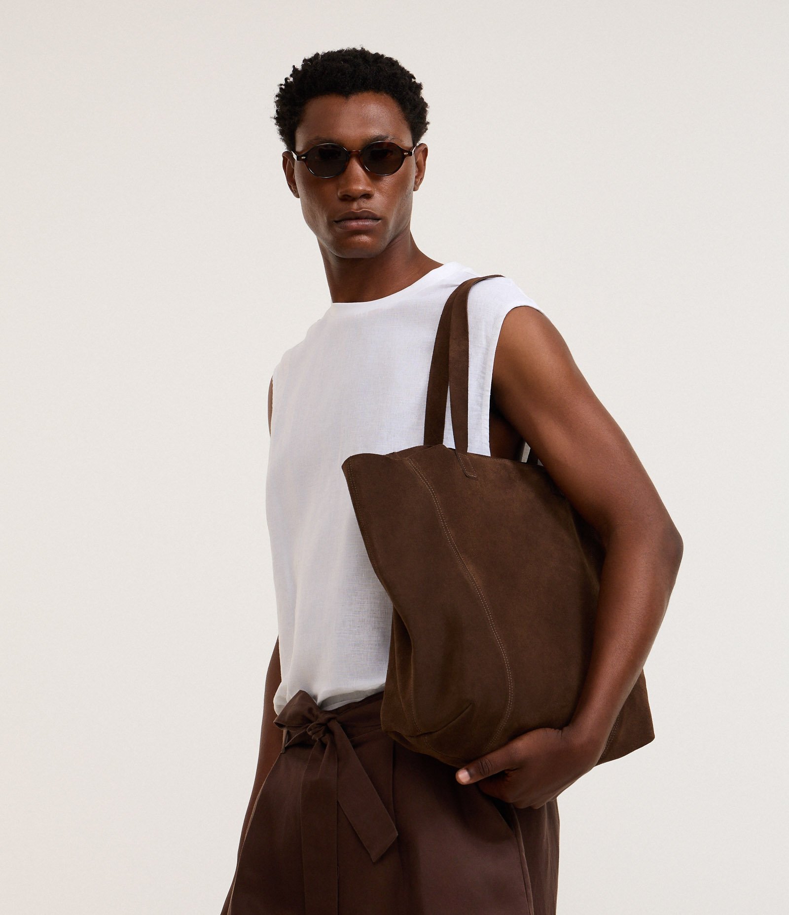 Bolsa Tote em Camurça Marrom Médio 3