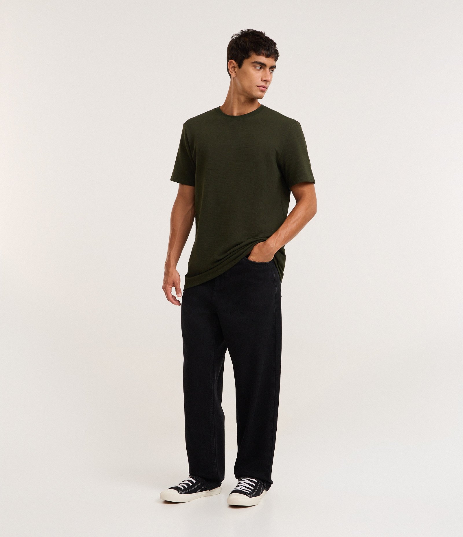 Camiseta Comfort em Algodão com Textura Verde Musgo 2