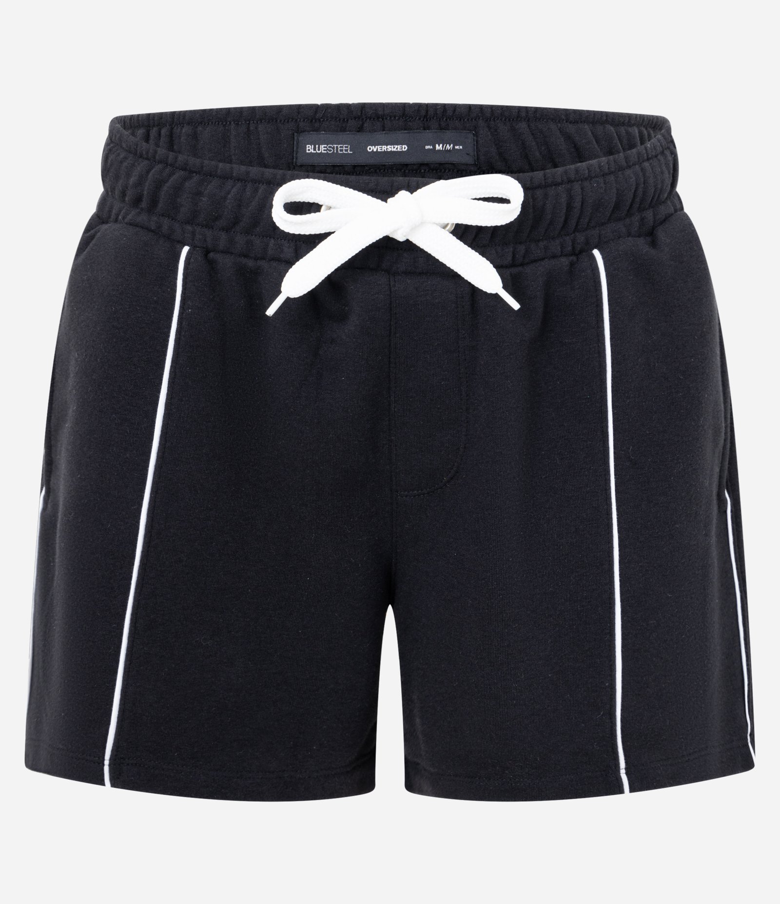 Bermuda Oversized em Moletom com Estampa localizada e Frisos Preto 1