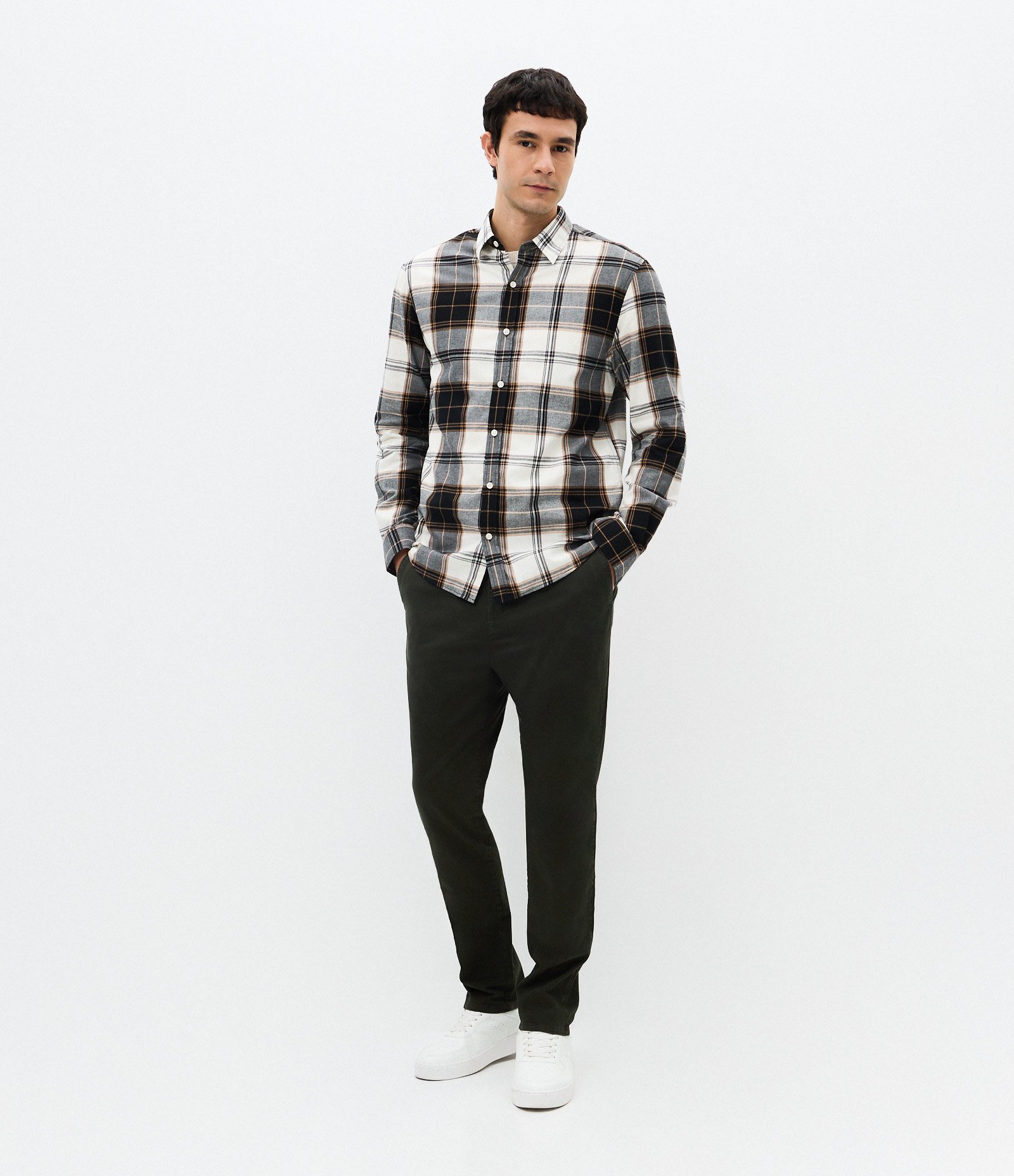 Camisa Manga Longa em Flanela e Estampa Xadrez Preto 2