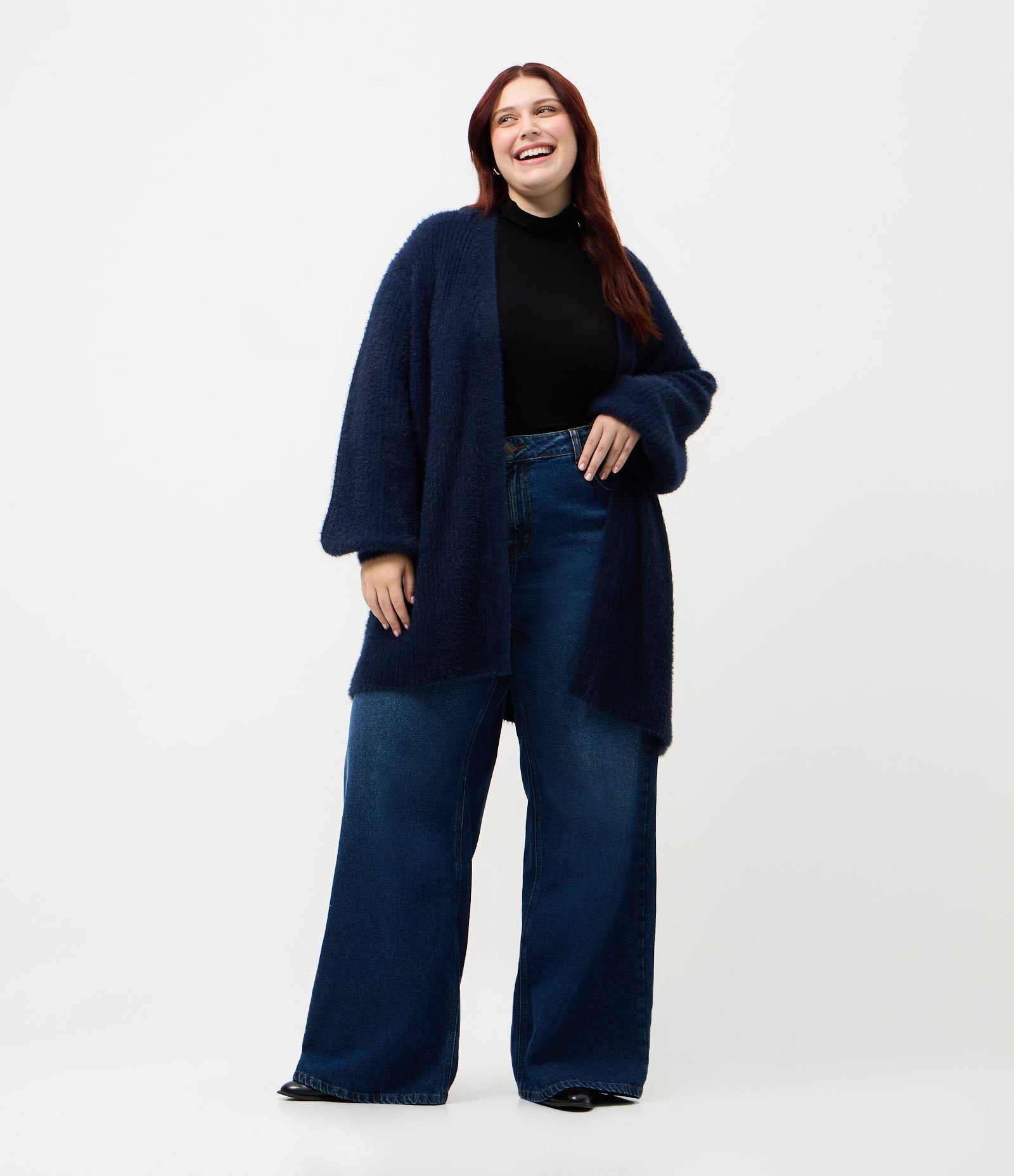 Cardigan Alongado em Tricô Peludinho Curve & Plus Size Azul 2