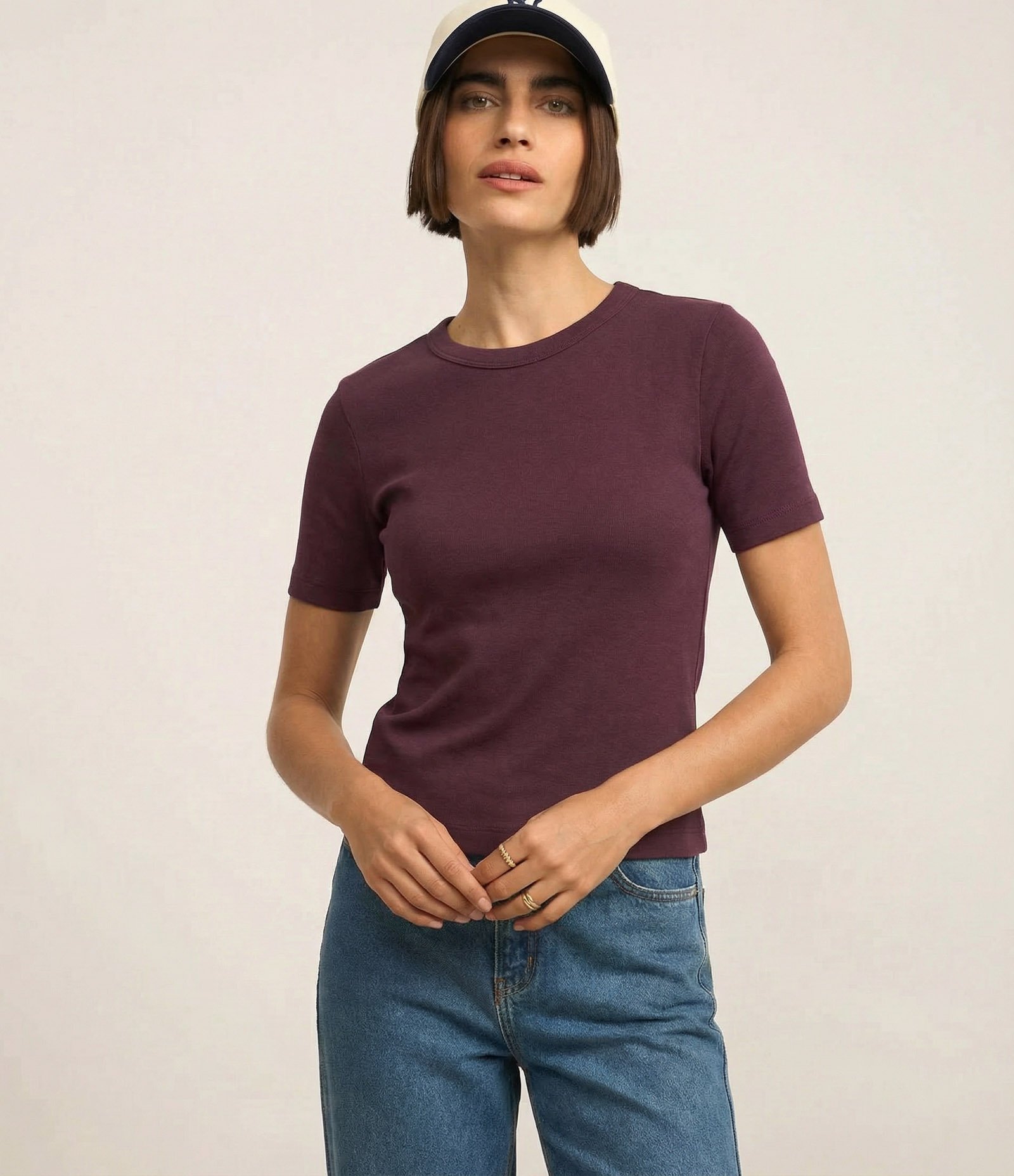 Blusa Básica Ajustada em Ribana com Gola Redonda Bordô 1