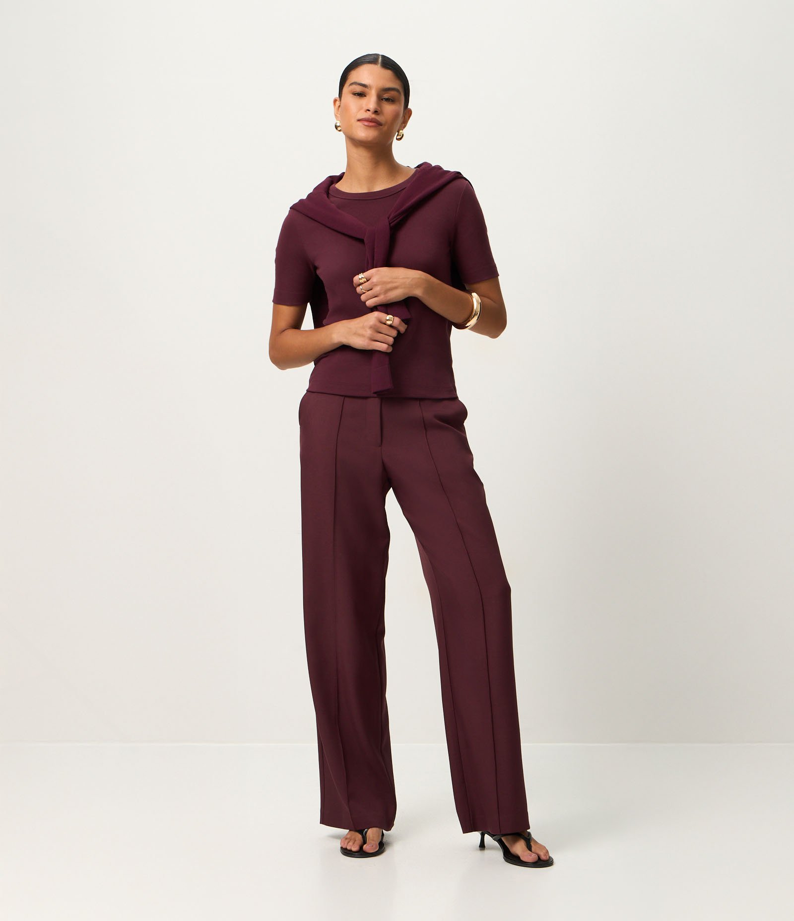 Blusa Básica Ajustada em Ribana com Gola Redonda Bordô 3