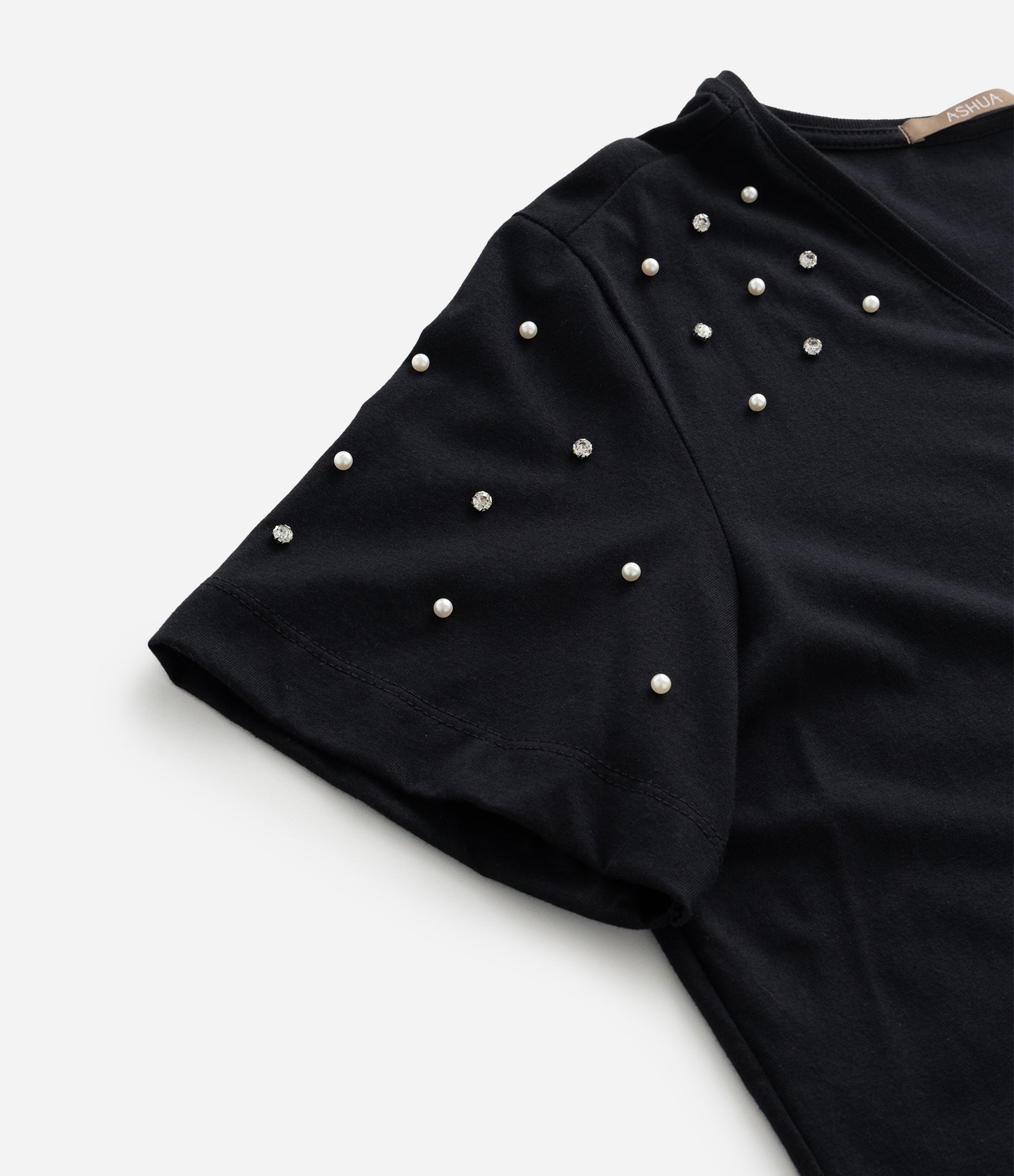 Blusa Regular em Algodão com Aplicação de Strass Curve & Plus Size Preto 4