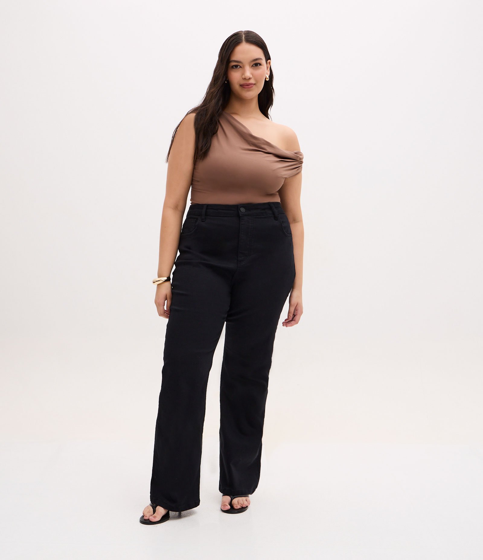 Blusa Ajustada em Microfibra com Decote Ombro a Ombro Marrom 2