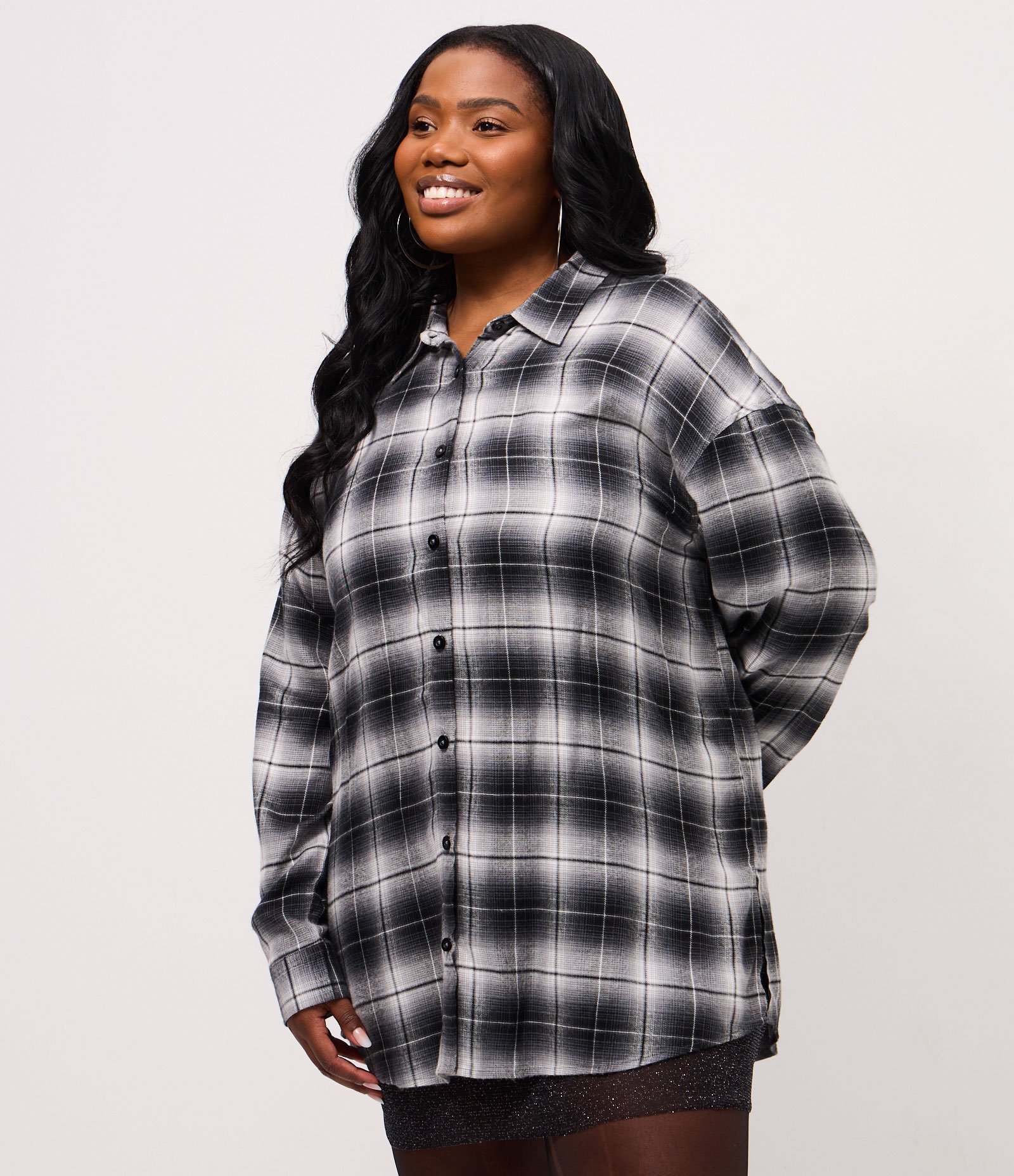Camisa Xadrez Fio Tinto Manga Longa Curve & Plus Size Preto 1