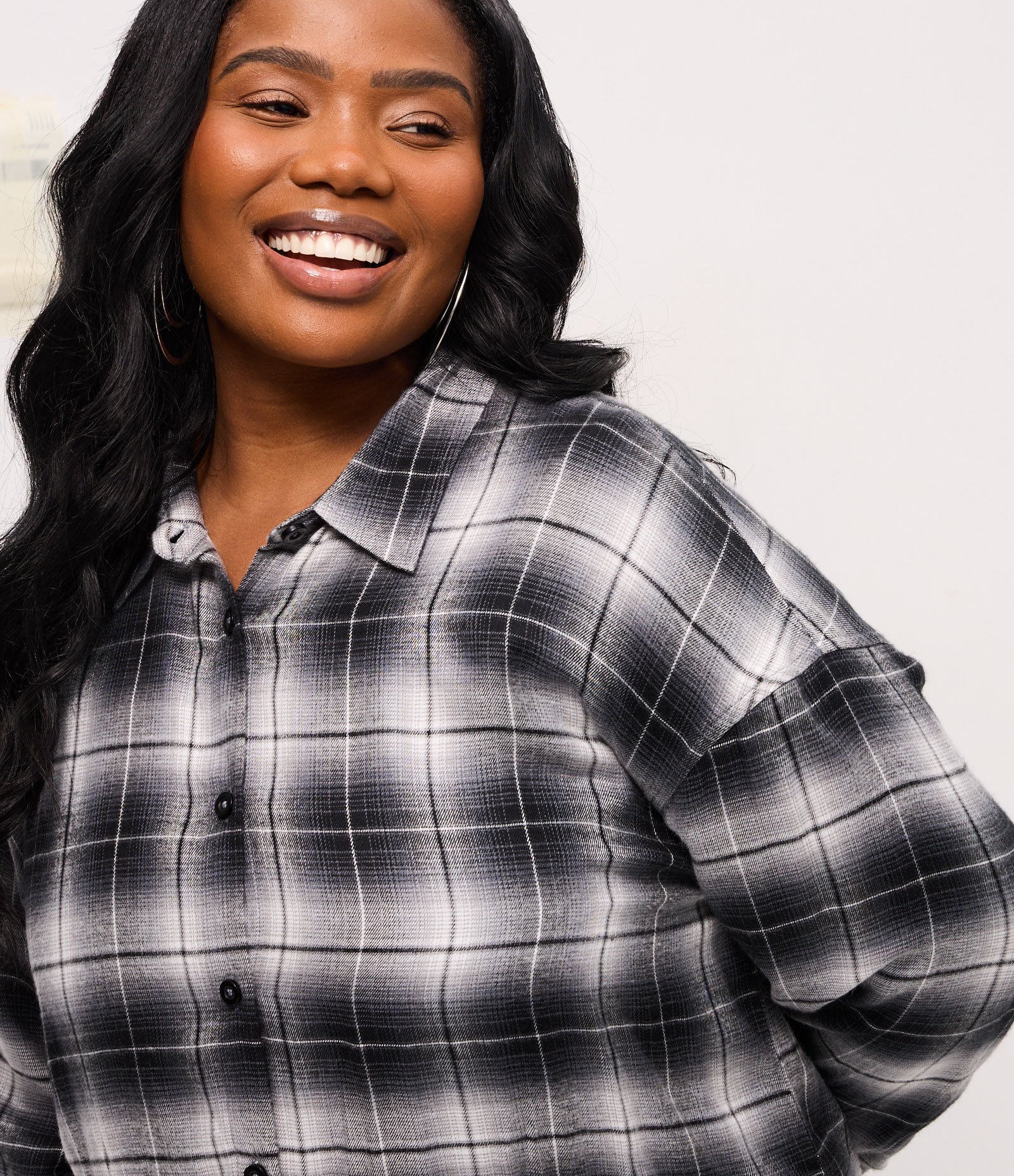 Camisa Xadrez Fio Tinto Manga Longa Curve & Plus Size Preto 3