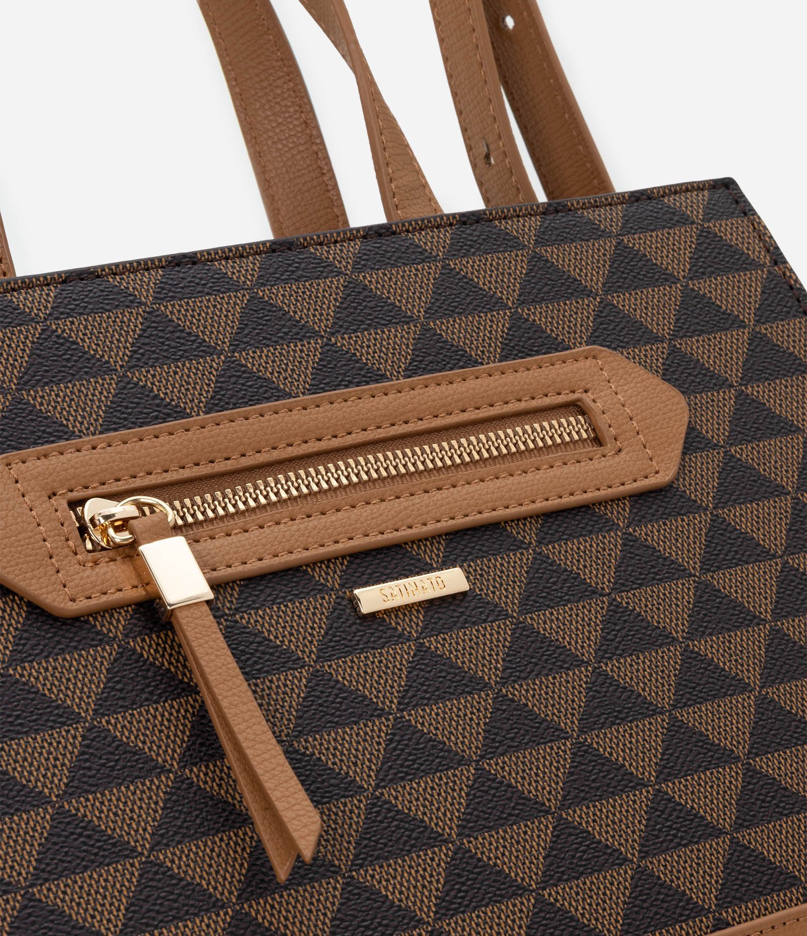 Bolsa Satchel Média em PU com Estampa Triângulos Marrom 5