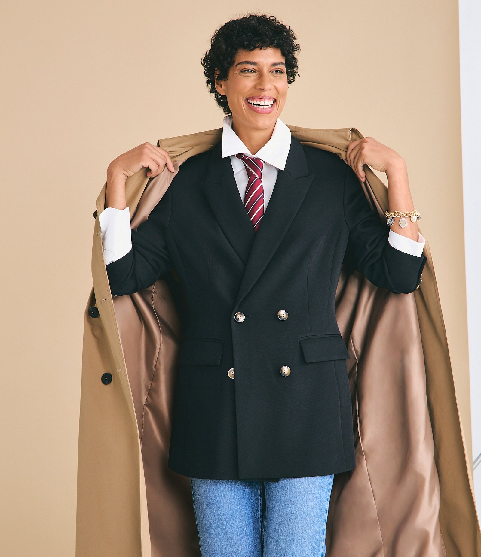 Blazer Slim Alfaiatado e de Modelo Ampulheta Preto 1