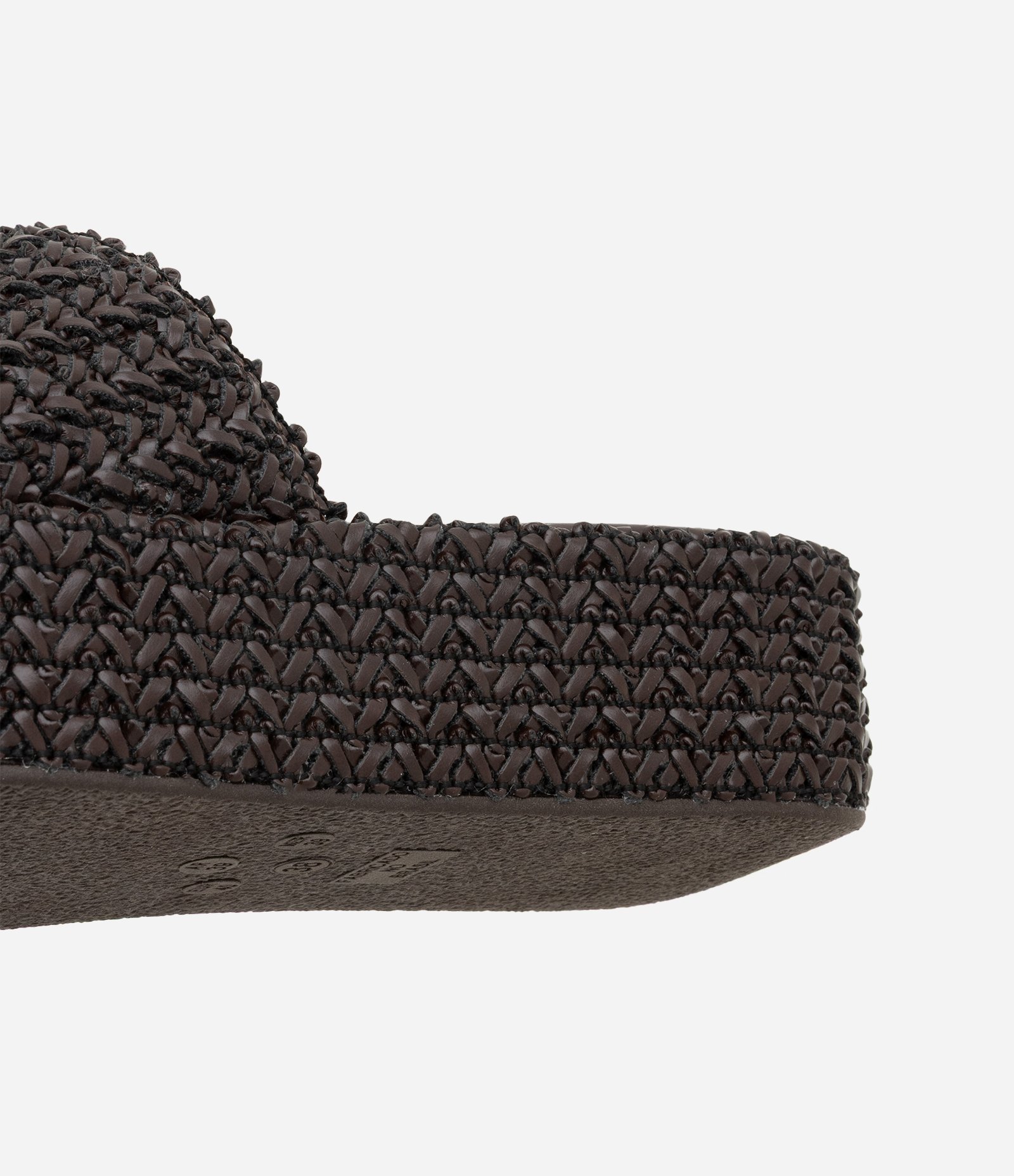 Sandália Flatform com Tressê Marrom Escuro 3