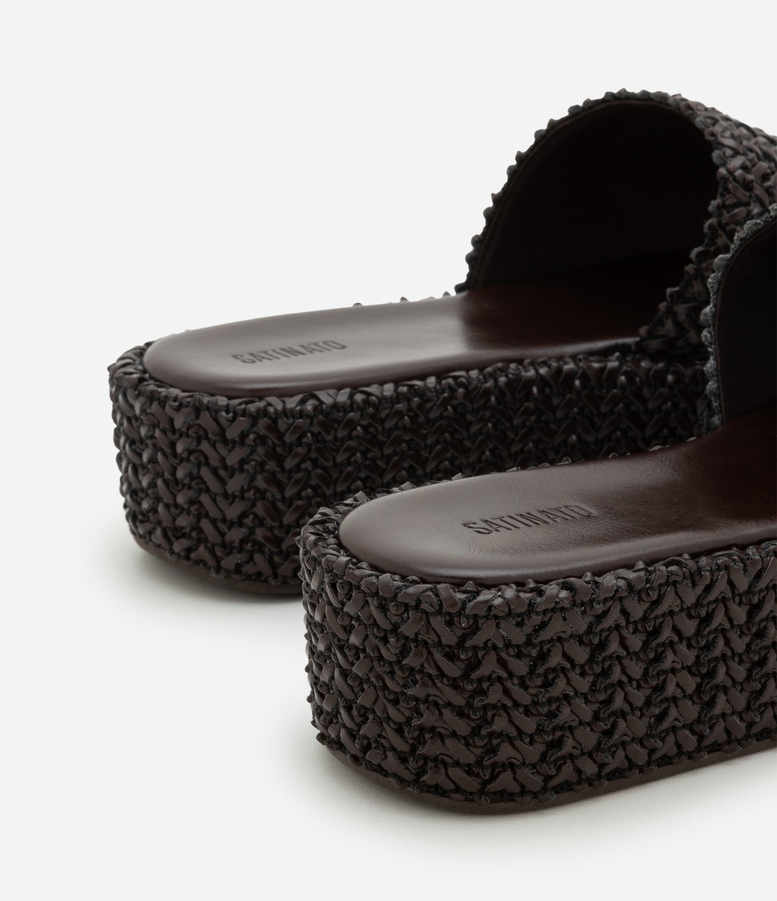 Sandália Flatform com Tressê Marrom Escuro 4