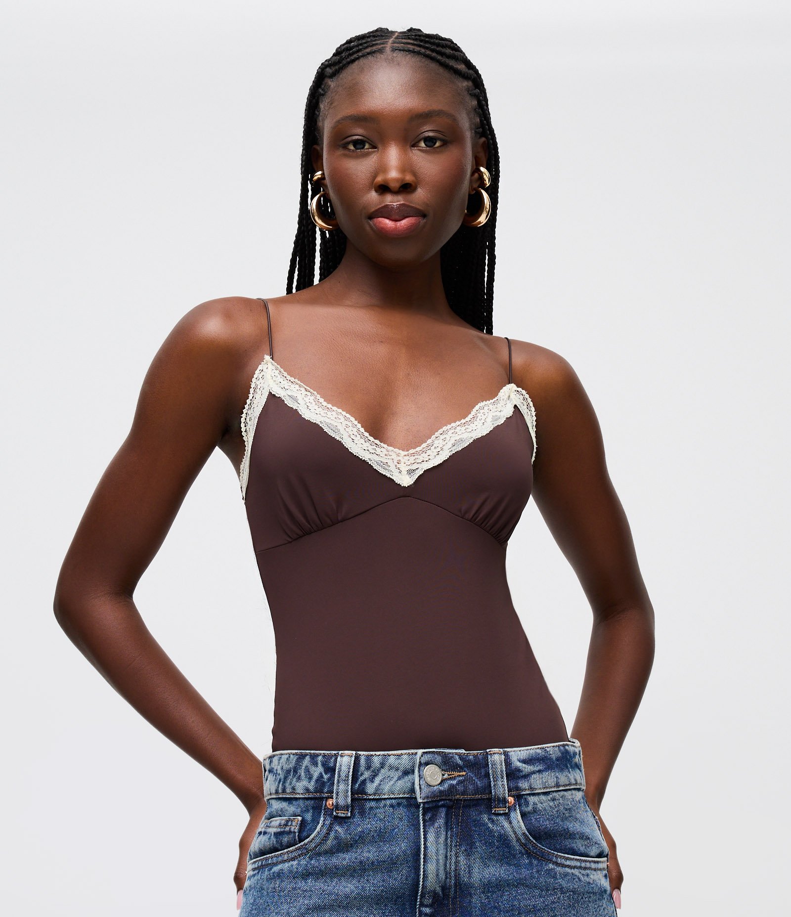 Body em Microfibra com Alcinhas e Decote V Rendado Marrom 1