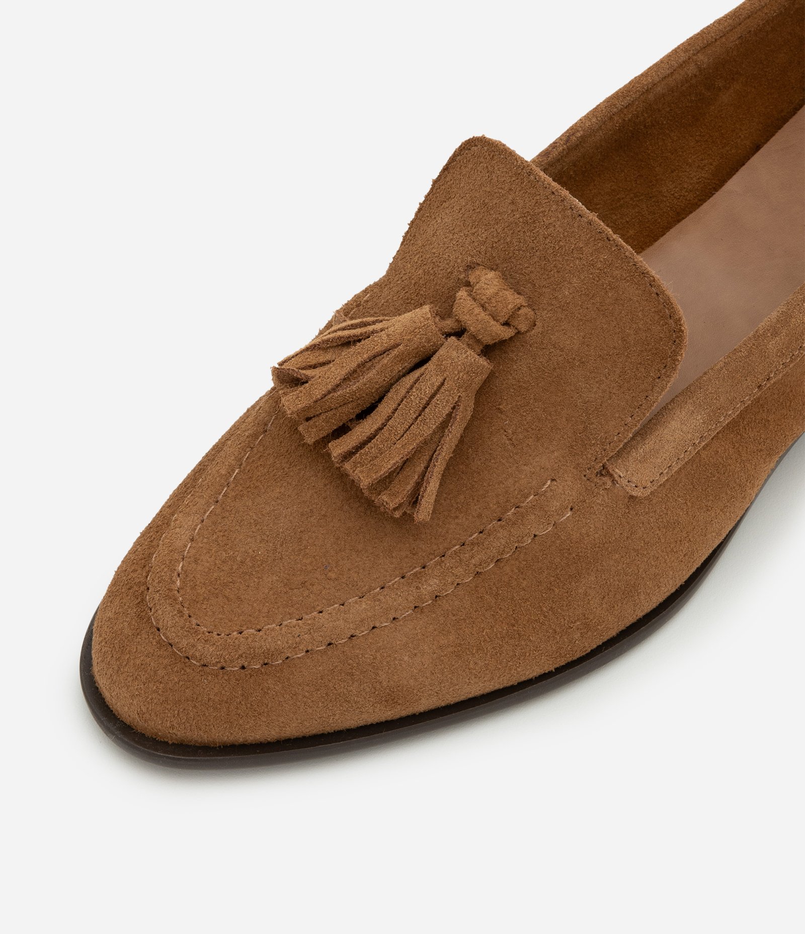 Sapato Mocassim em Camurça com Franja Marrom Médio 3