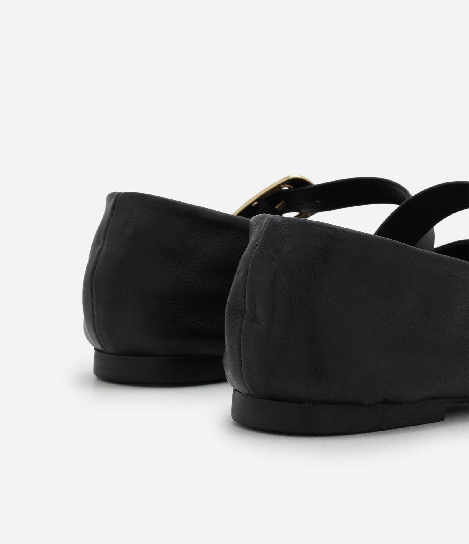 Sapatilha Couro com Fivela Quadrada Preto 5