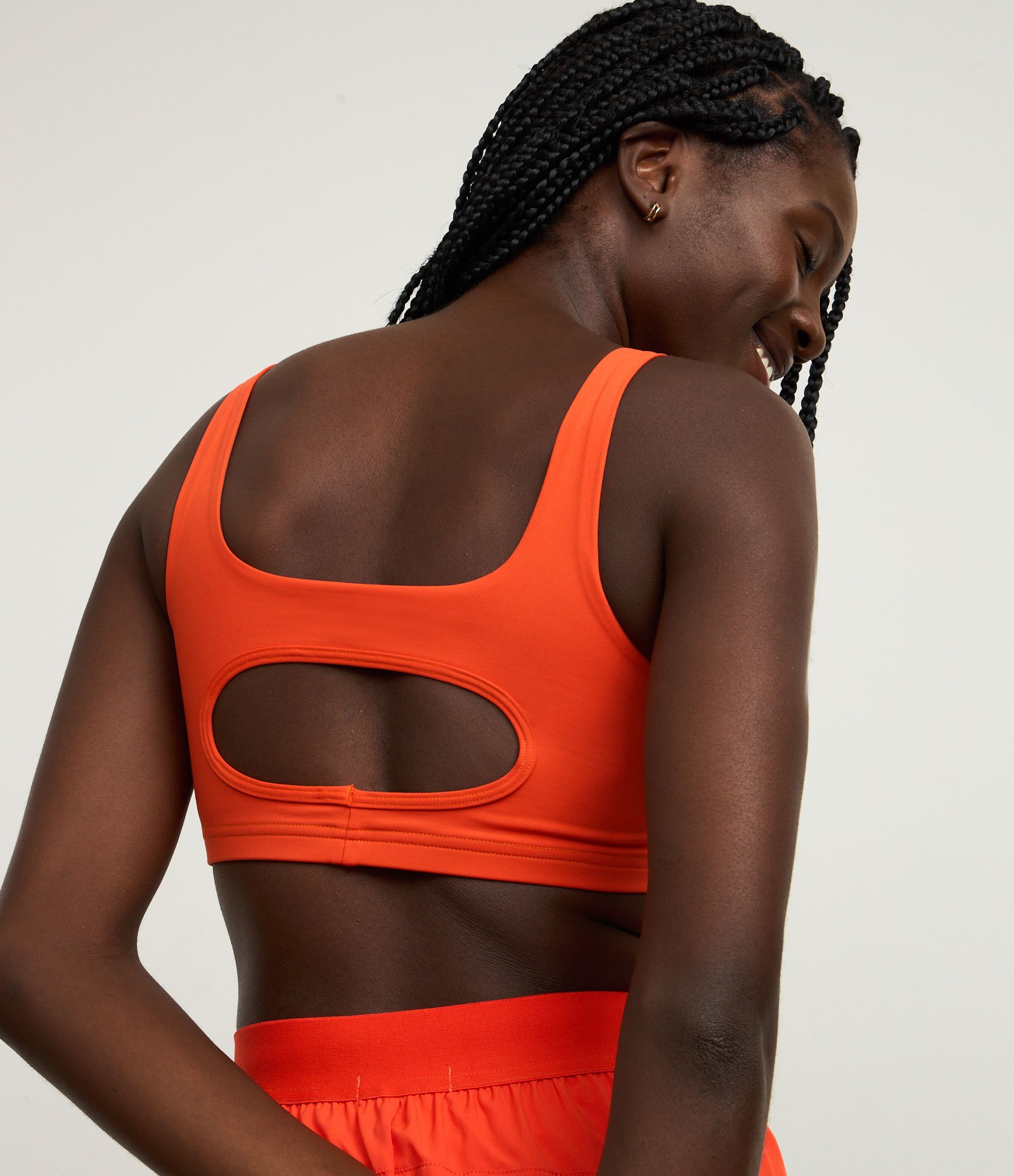 Top Esportivo em Microfibra com Abertura nas Costas Laranja 1