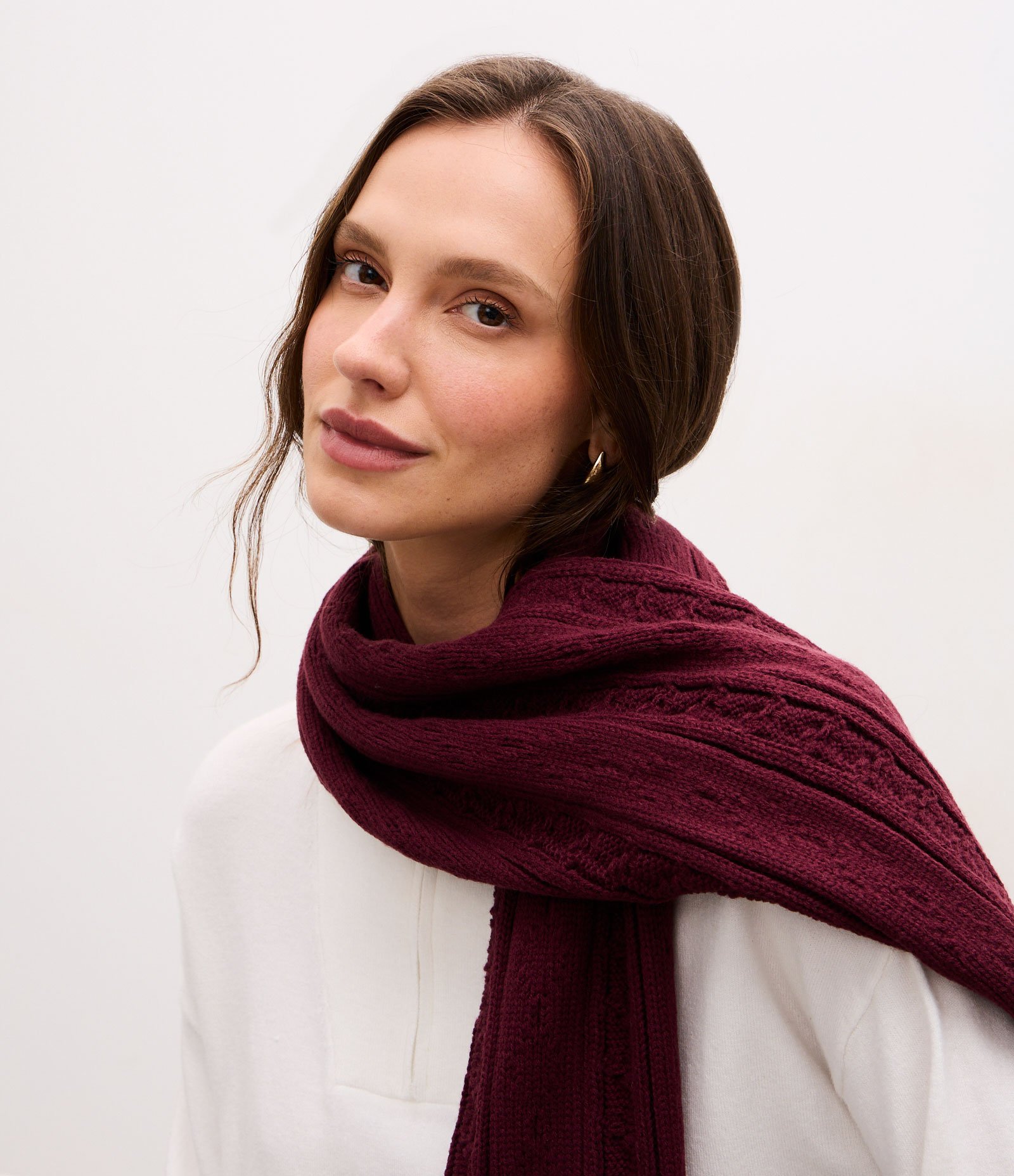 Cachecol em Tricô com Textura Trançada Vinho 5