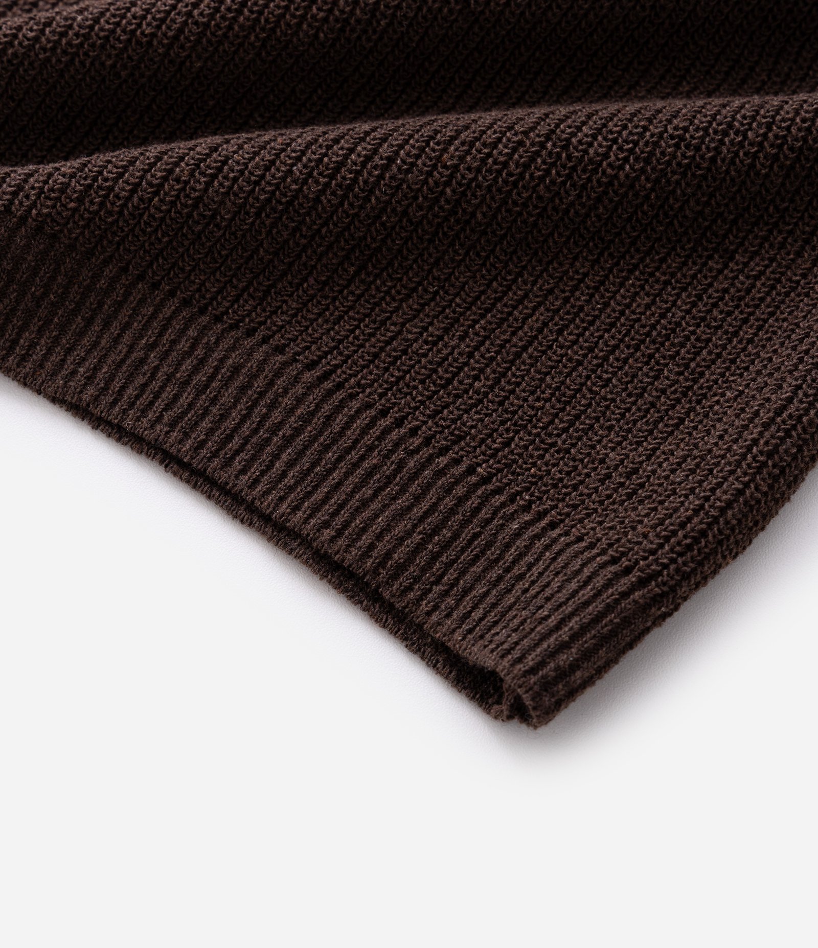 Regata Texturizada em Algodão com Detalhes Contrastantes Marrom 9