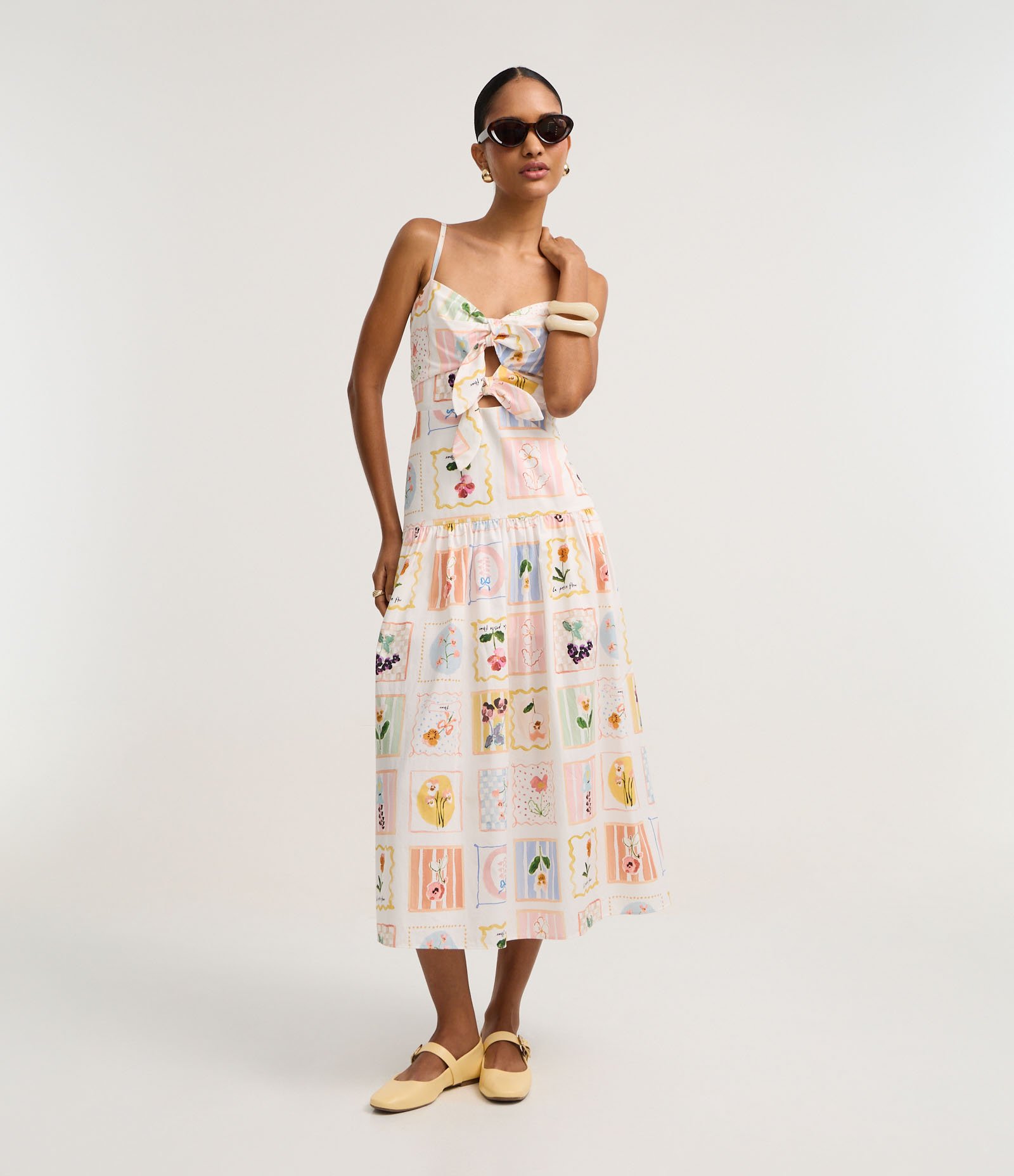 Vestido Evasê Midi em Tricoline com Estampa Floral Branco 2